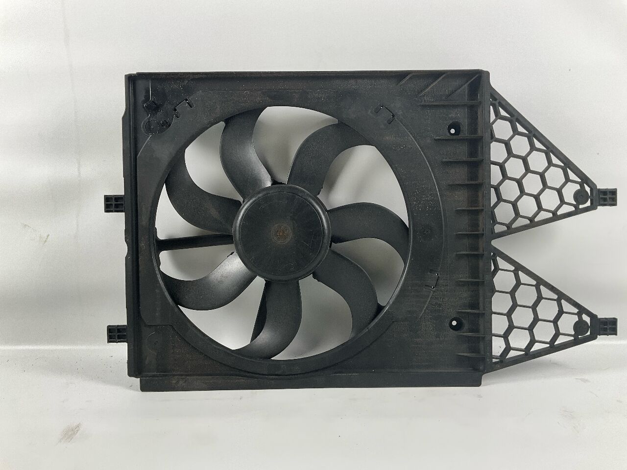 Ventilator / koelvin SKODA Fabia III (NJ) 1.4 TDI  66 kW  90 PS (08.2014-> )