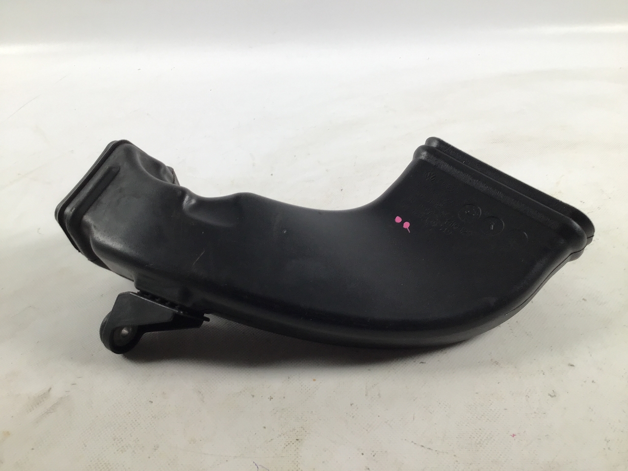 Tube d'aspiration pour alimentation en air AUDI R8 (42) 4.2 FSI quattro  316 kW  430 PS (07.2010-07.2015) Tube d'aspiration pour alimentation en air AUDI R8 (42) 4.2 FSI quattro  316 kW  430 PS (07.2010-07.2015)