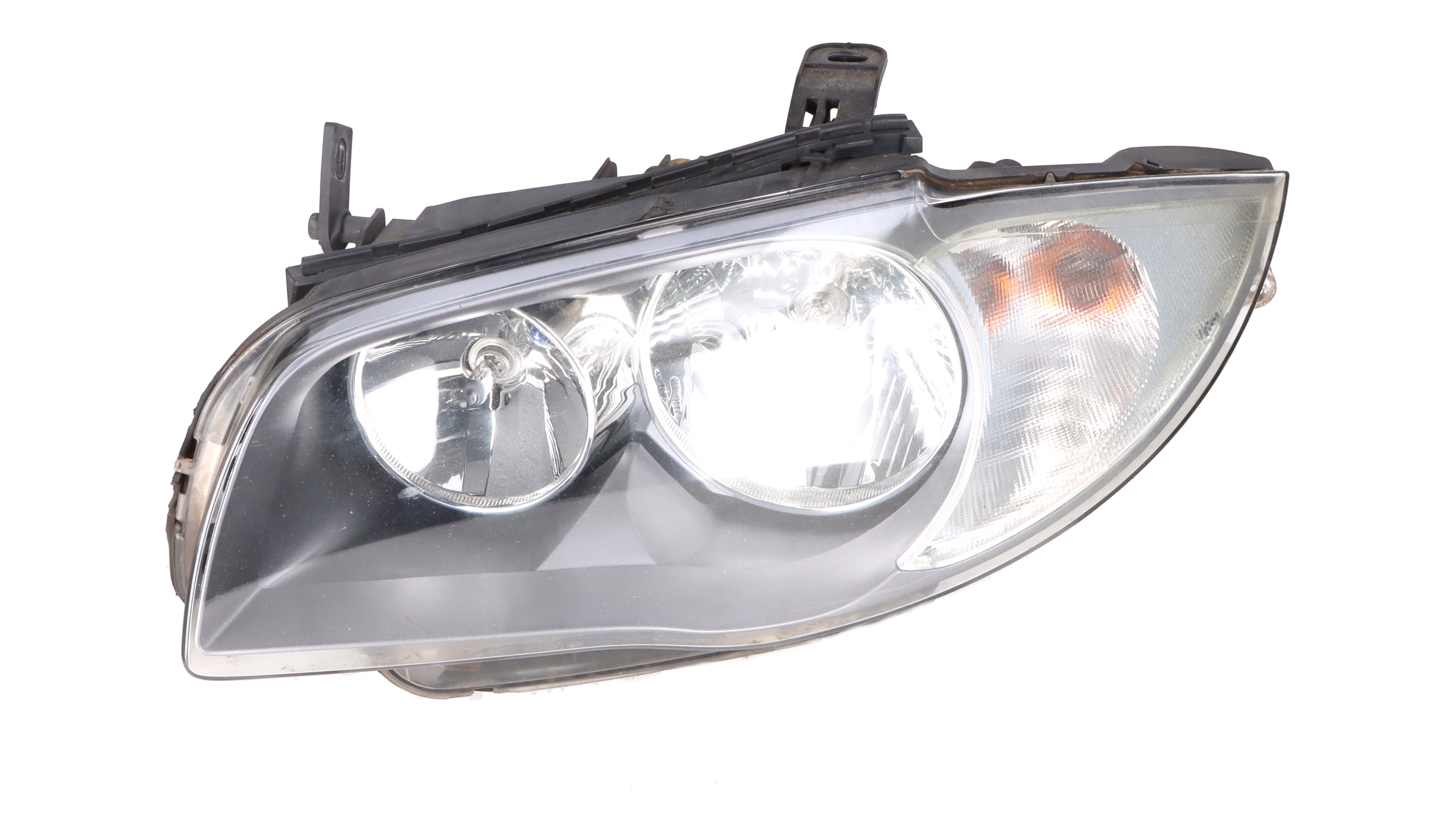 Phare principal gauche BMW 1er (E87) 116i  90 kW  122 PS (01.2009-06.2011)
