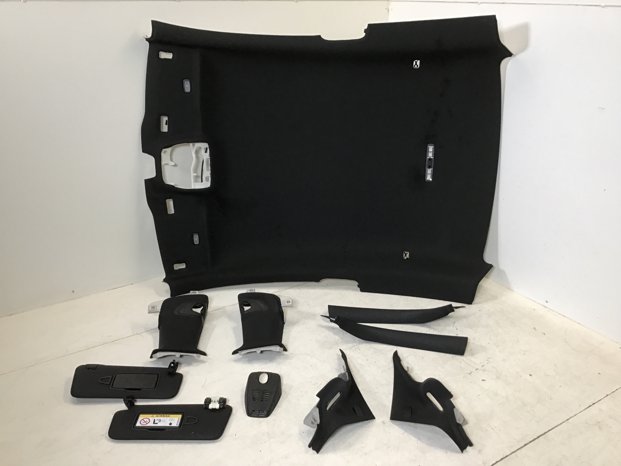 Himmel MERCEDES-BENZ C-Klasse Coupe (C205) C 200  135 kW  184 PS (10.2015-05.2018) Himmel MERCEDES-BENZ C-Klasse Coupe (C205) C 200  135 kW  184 PS (10.2015-05.2018)