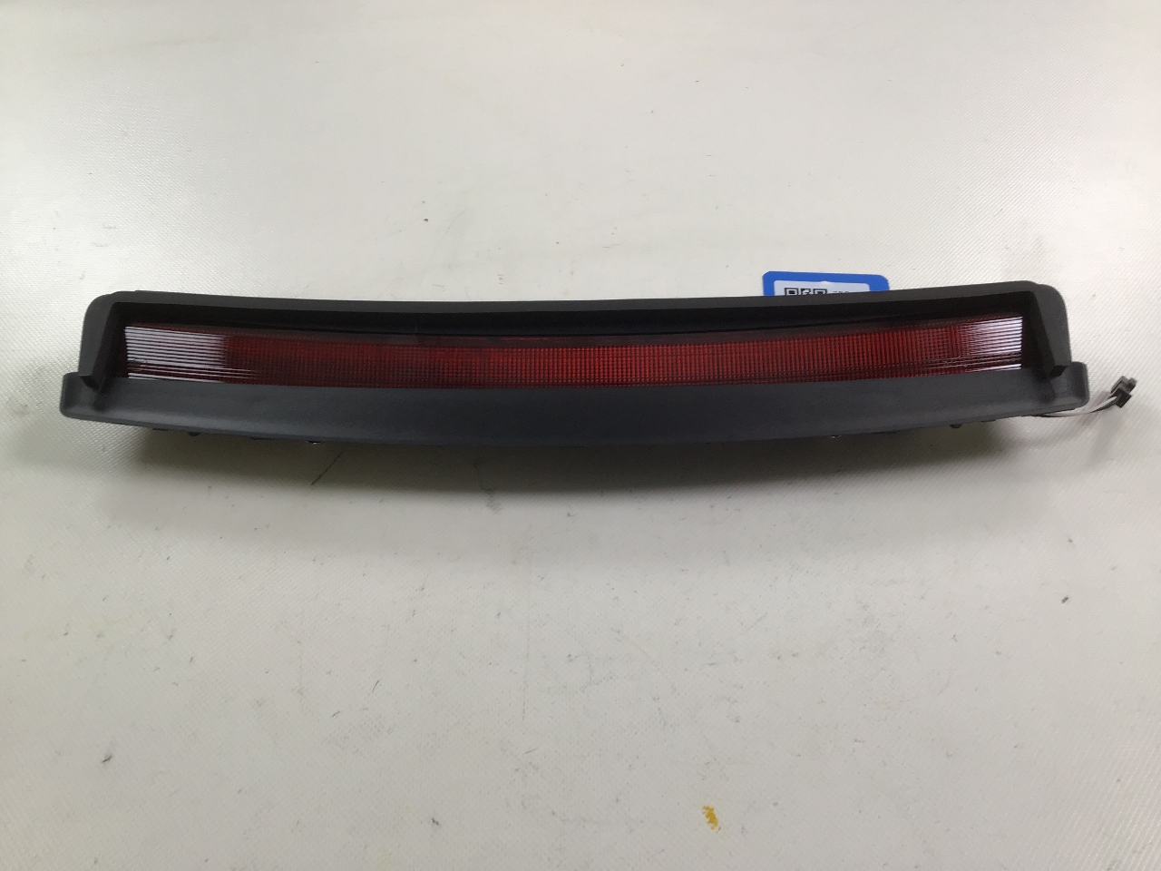 Dodatkowe światło hamowania TESLA Model 3 (5YJ3) EV Performance Allrad  340 kW  462 PS (06.2018-> )