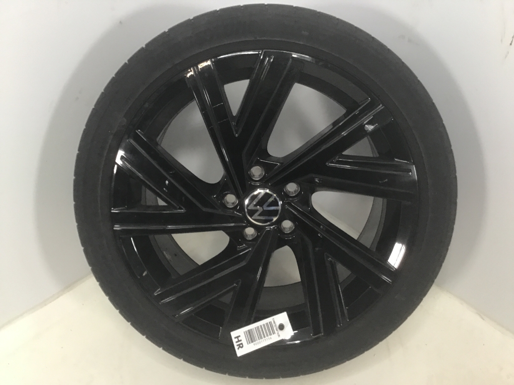 Entire wheel VW Golf VIII (CD) 2.0 TDI 4motion  147 kW  200 PS (09.2020-> ) Entire wheel VW Golf VIII (CD) 2.0 TDI 4motion  147 kW  200 PS (09.2020-> )