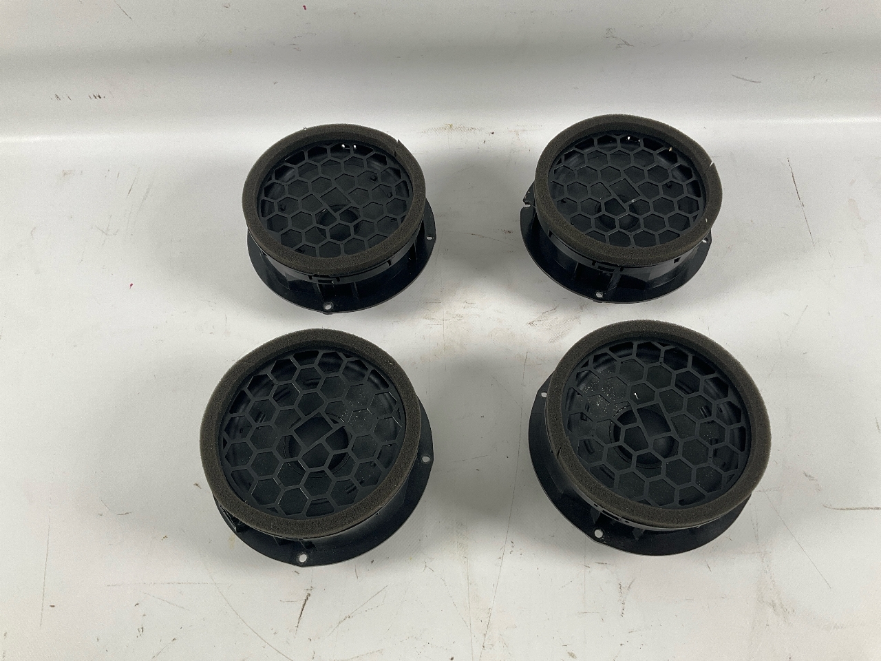 Loudspeaker system SKODA Octavia IV Combi (NX5) 2.0 TDI  110 kW  150 PS (11.2019-> )