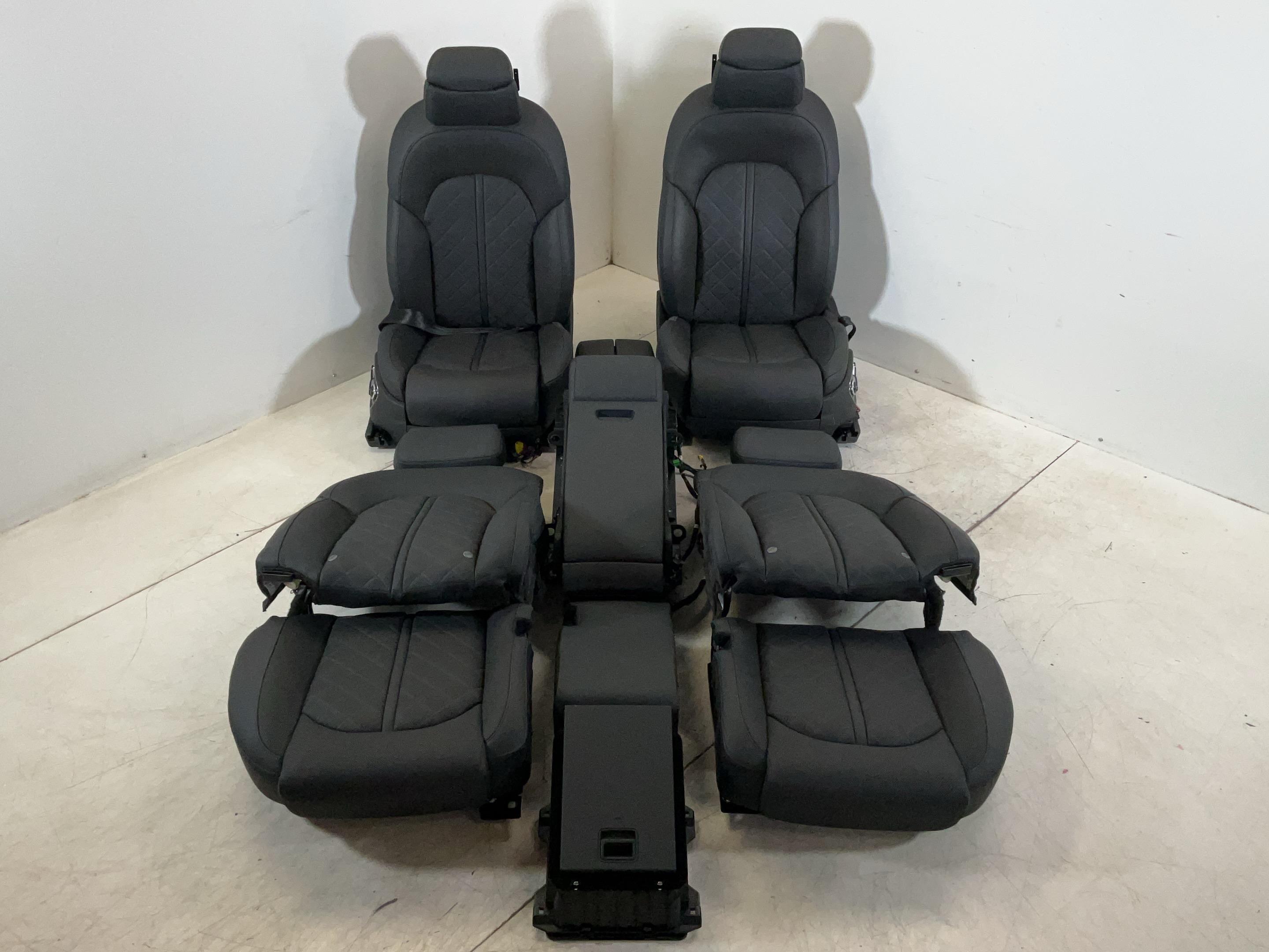 Innenausstattung AUDI A8 (4H) 3.0 TDI quattro  190 kW  258 PS (10.2013-01.2018)