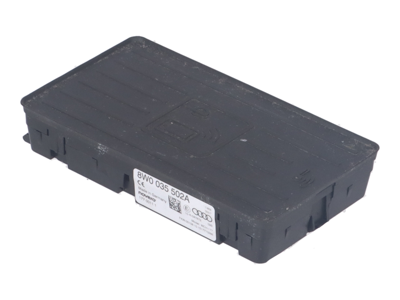 Station de recharge sans fil AUDI A4 (8W, B9) 2.0 TDI  110 kW  150 PS (05.2015-> ) Station de recharge sans fil AUDI A4 (8W, B9) 2.0 TDI  110 kW  150 PS (05.2015-> )