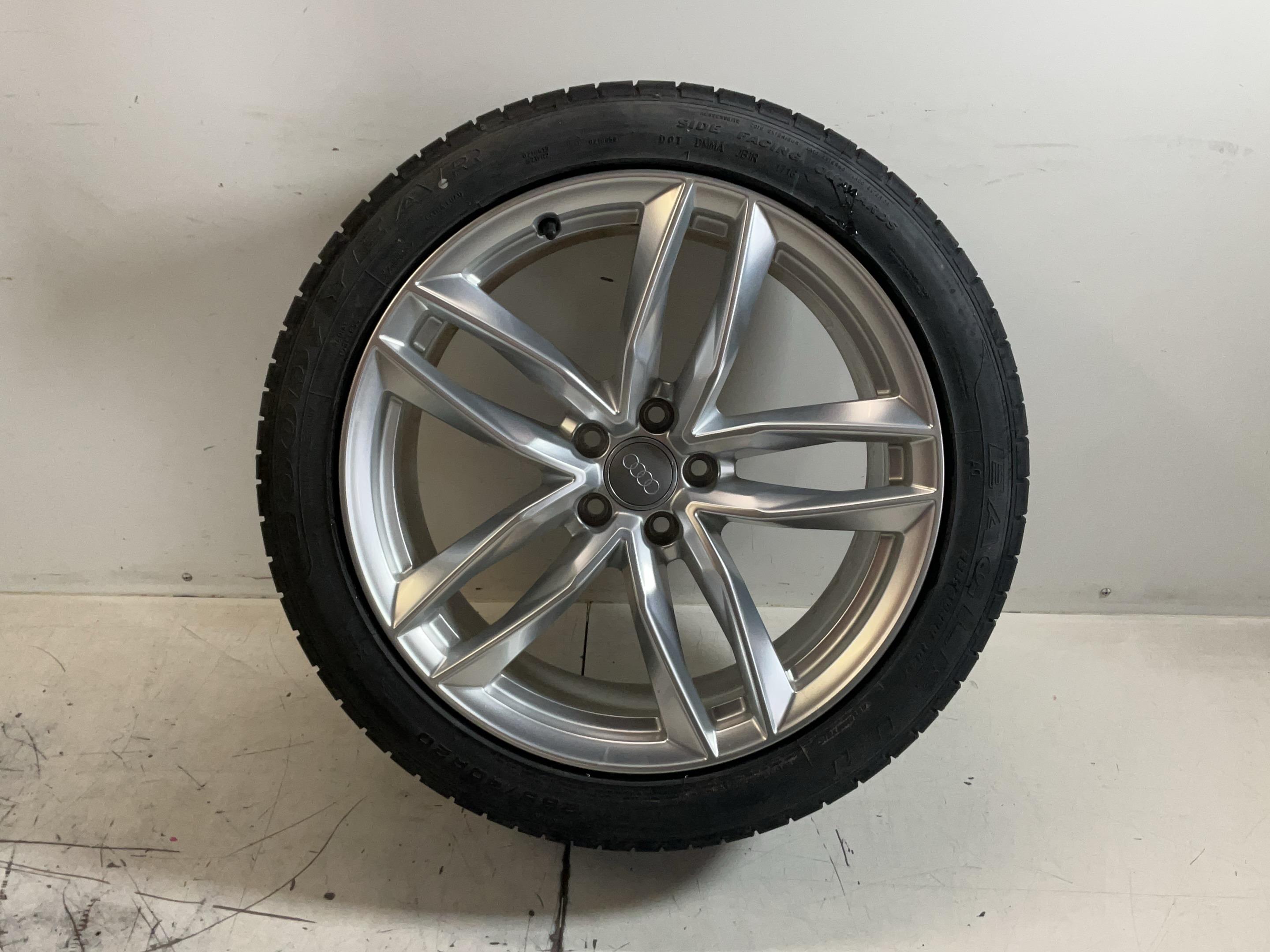 Roți complete AUDI A8 (4H) 3.0 TDI quattro  190 kW  258 PS (10.2013-01.2018)