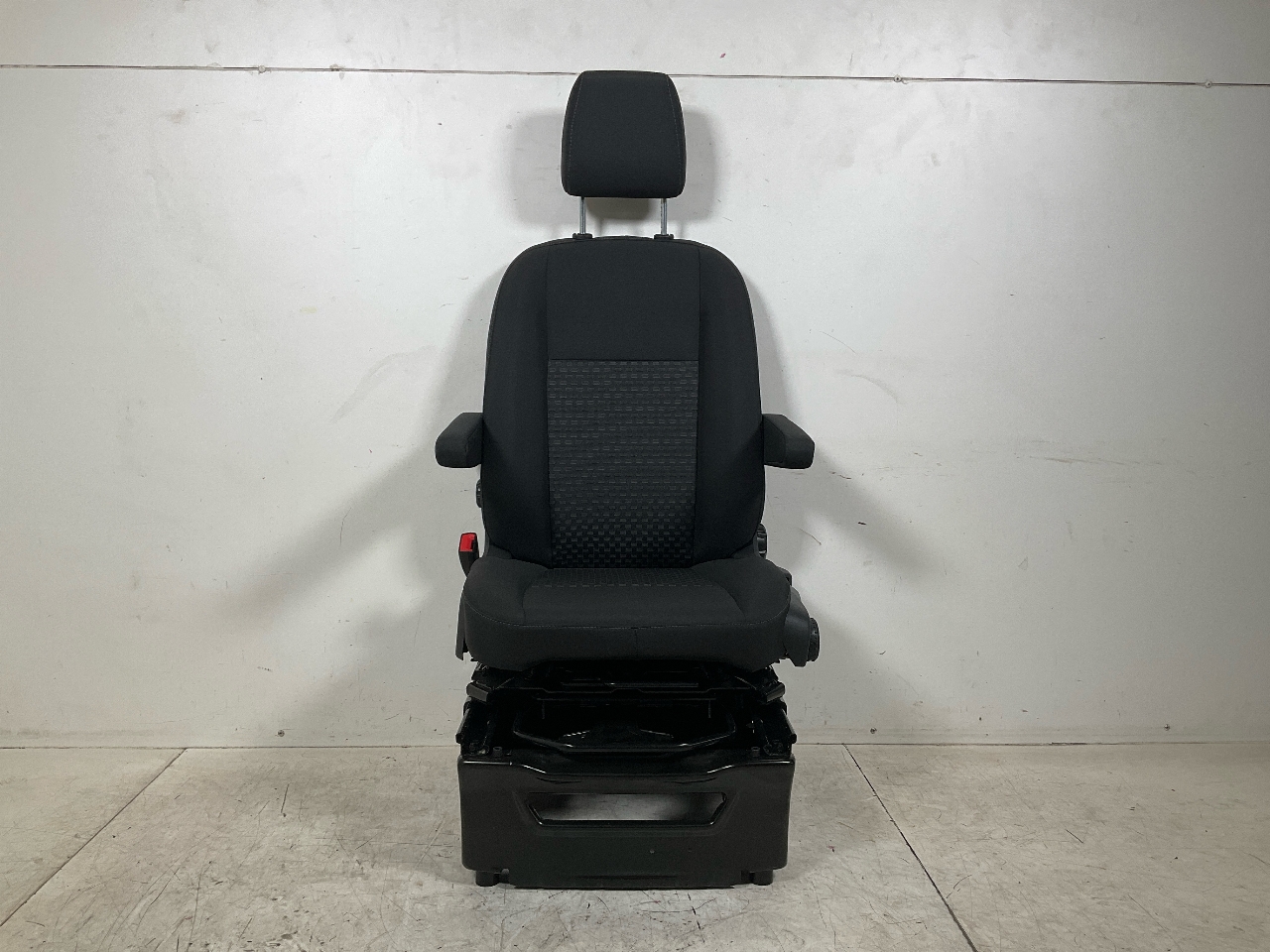 Seat left front FORD Transit V363 Pritsche/Fahrgestell (FED, FFD) 2.0 TDCi  125 kW  170 PS (03.2016-> )