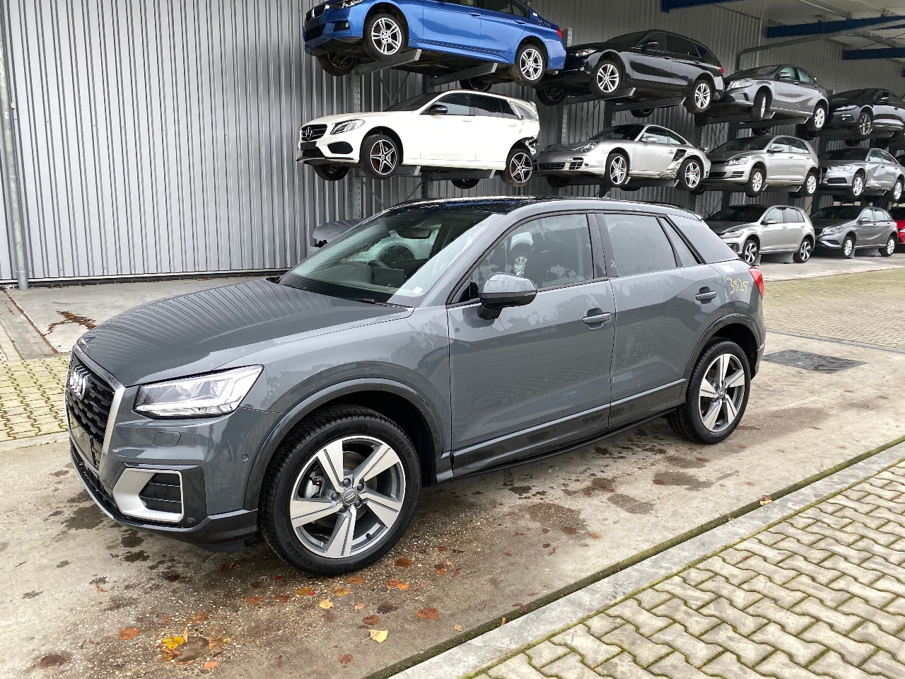AUDI