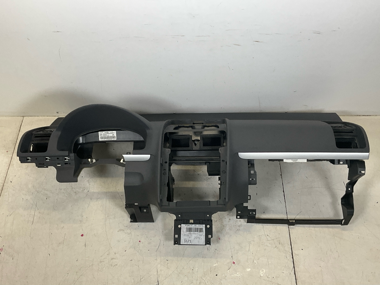 Armaturenbrett VW Touran (1T3) 2.0 TDI  103 kW  140 PS (05.2010-05.2015)