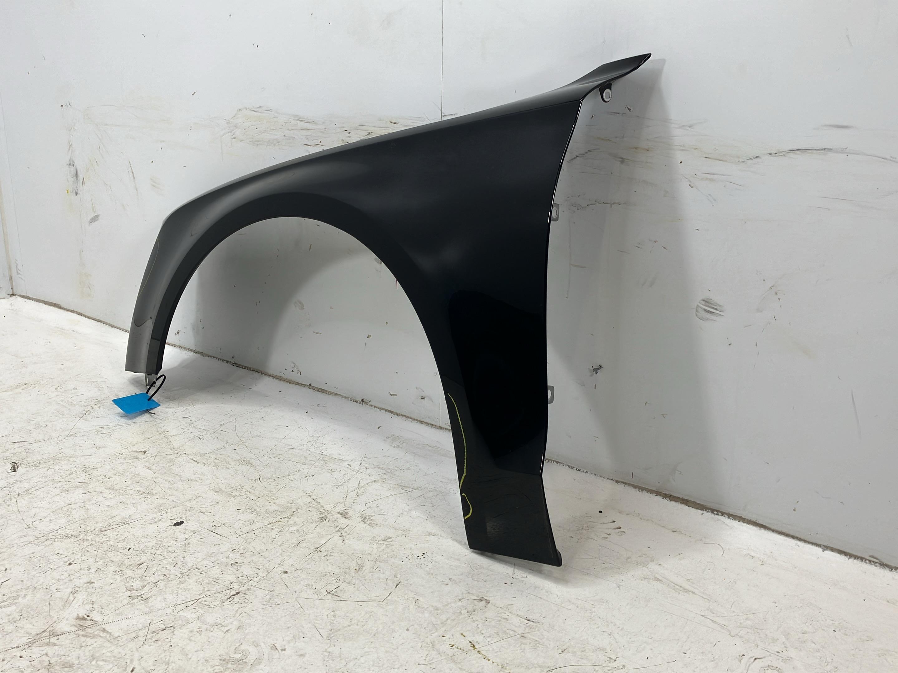 Fender left front AUDI A8 (4H) 3.0 TDI quattro  190 kW  258 PS (10.2013-01.2018)