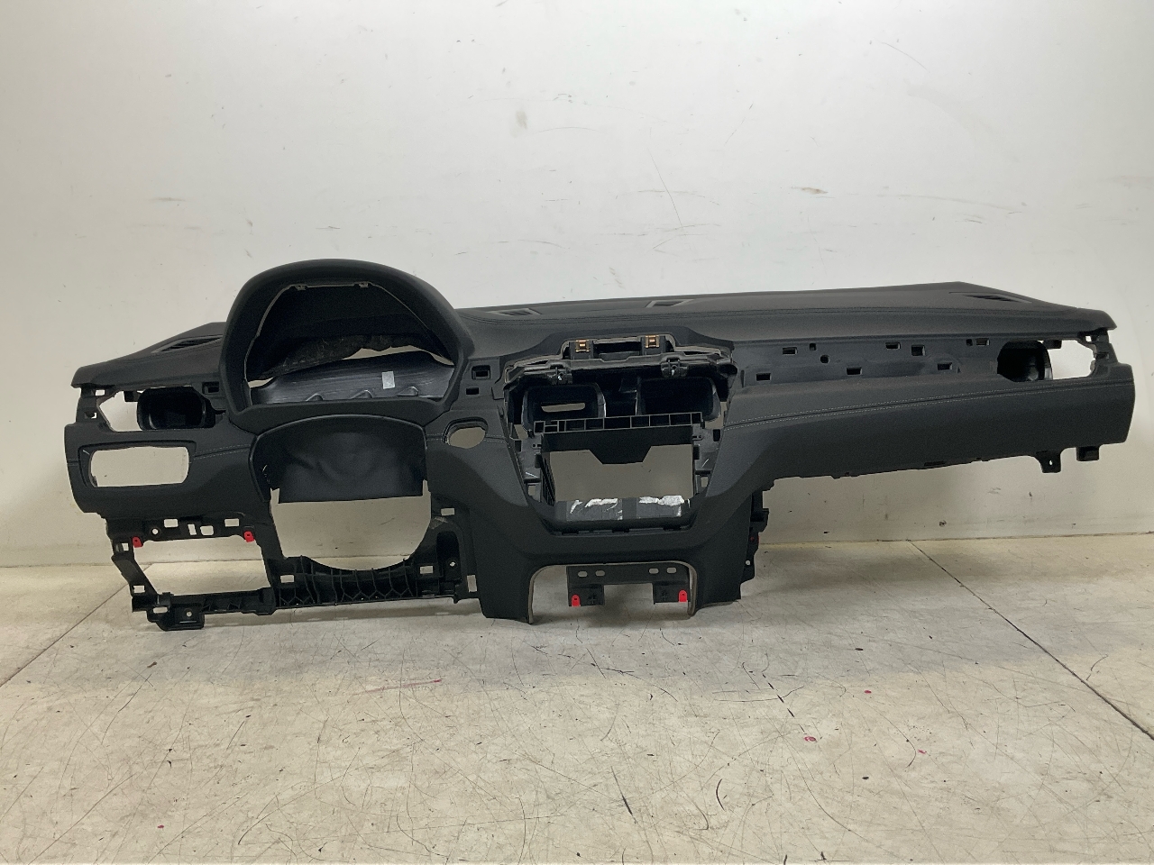 Tableau de bord BMW X2 (F39) sDrive 18i  100 kW  136 PS (03.2018-> ) Tableau de bord BMW X2 (F39) sDrive 18i  100 kW  136 PS (03.2018-> )