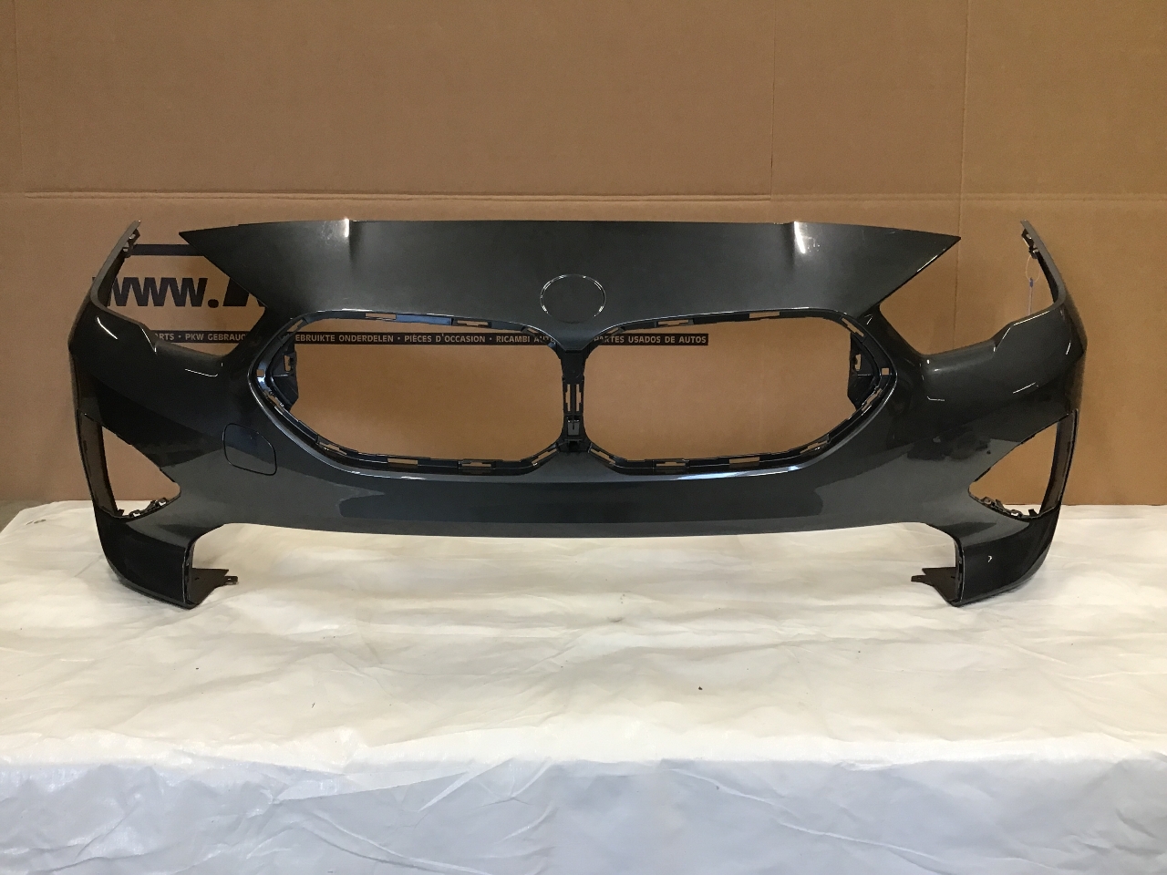 Bumper front BMW 2er Gran Coupe (F44) 220d xDrive  140 kW  190 PS (07.2020-> ) Bumper front BMW 2er Gran Coupe (F44) 220d xDrive  140 kW  190 PS (07.2020-> )