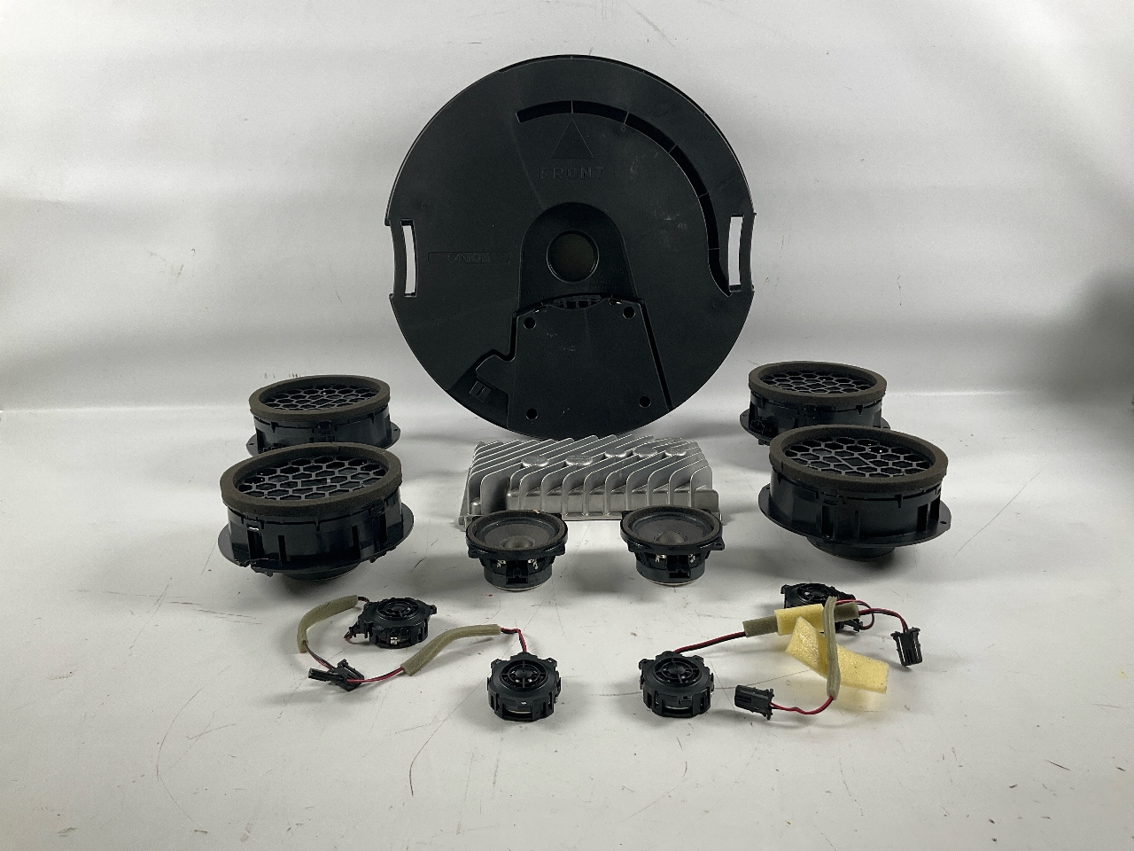Loudspeaker system SKODA Octavia IV Combi (NX5) 2.0 TDI  110 kW  150 PS (11.2019-> )