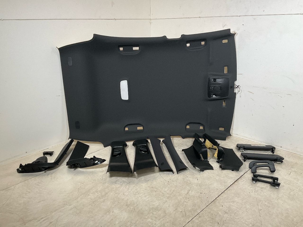 Himmel MERCEDES-BENZ A-Klasse (W176) A 180  90 kW  122 PS (06.2012-> ) Himmel MERCEDES-BENZ A-Klasse (W176) A 180  90 kW  122 PS (06.2012-> )