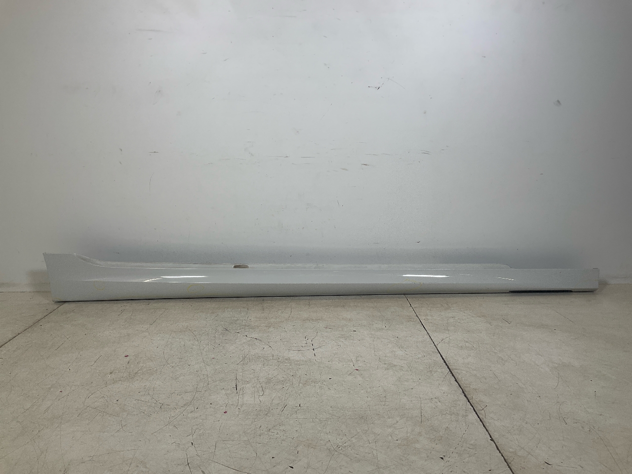 Verkleidung Schweller rechts BMW 3er (G20, G28, G80) 320d  140 kW  190 PS (11.2018-> ) Verkleidung Schweller rechts BMW 3er (G20, G28, G80) 320d  140 kW  190 PS (11.2018-> )