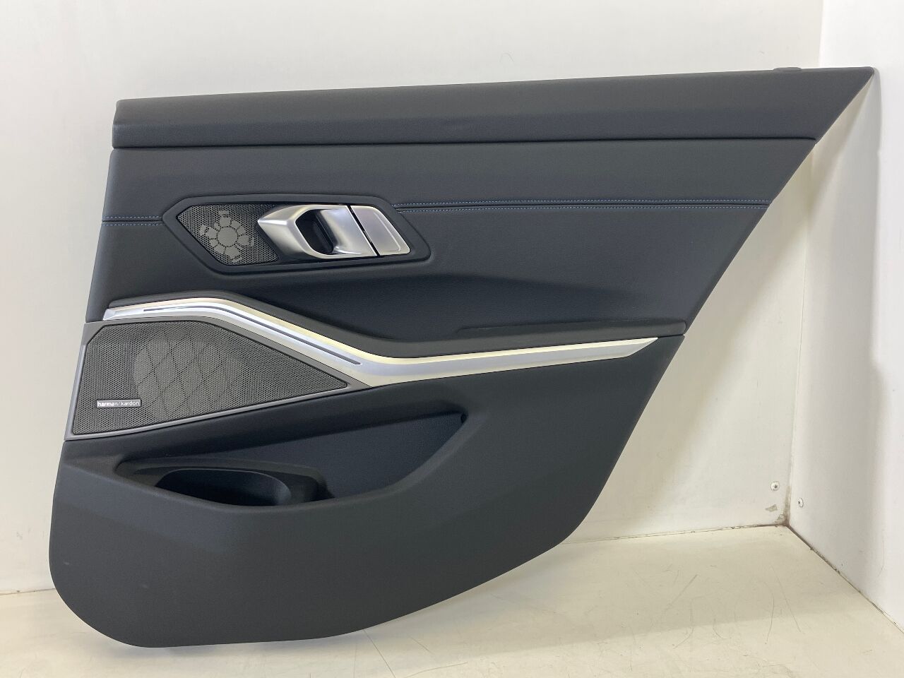 Innenausstattung BMW 3er (G20) 330e Plug-in-Hybrid xDrive  135 kW  184 PS (07.2020-> )