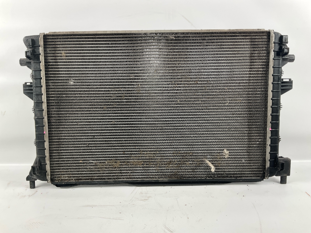 Refroidisseur SKODA Octavia IV Combi (NX5) 2.0 TDI  110 kW  150 PS (11.2019-> ) Refroidisseur SKODA Octavia IV Combi (NX5) 2.0 TDI  110 kW  150 PS (11.2019-> )