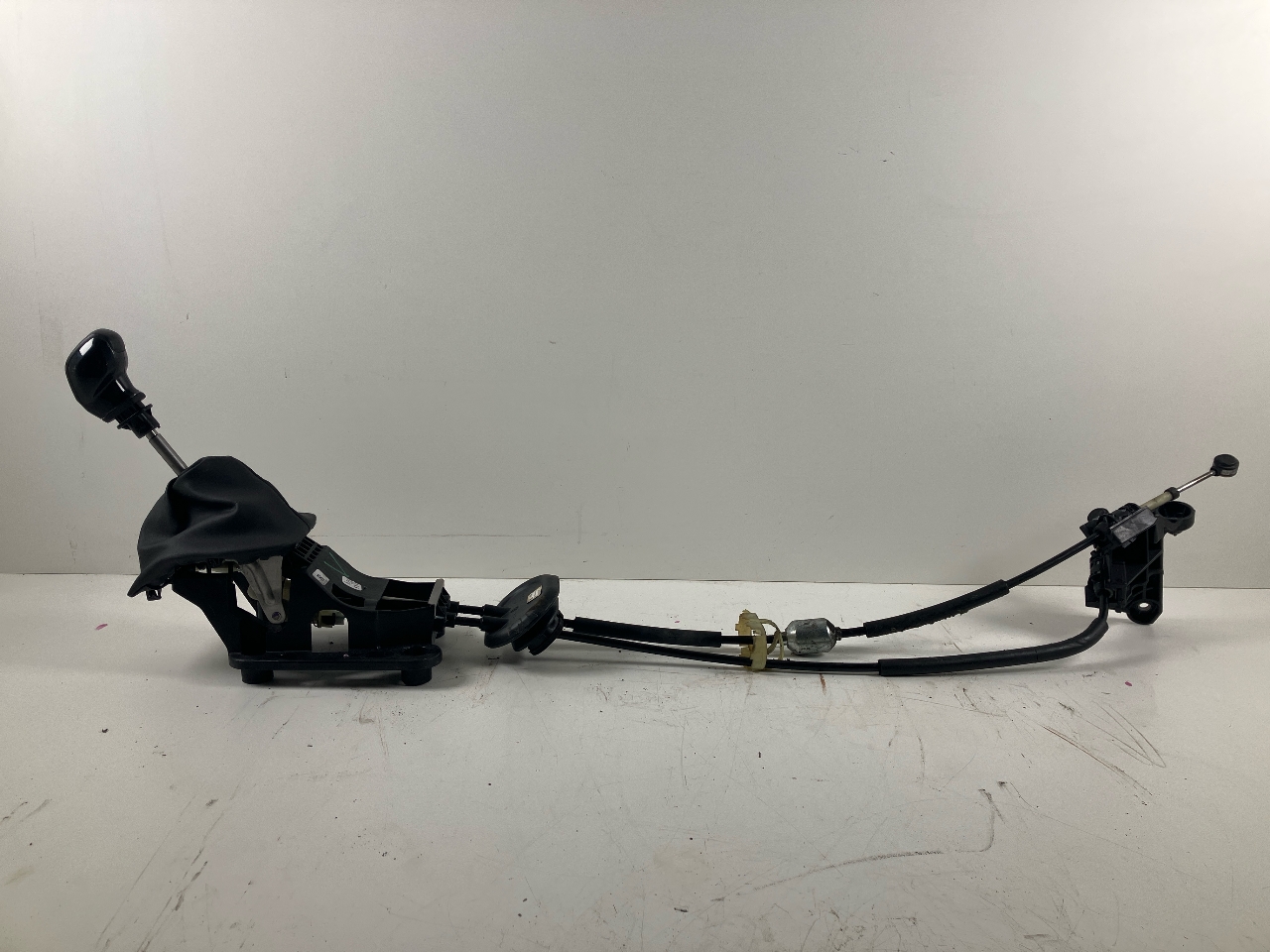 Bramka zmiany biegów PEUGEOT 2008 I 1.2 VTi  60 kW  82 PS (03.2013-> )