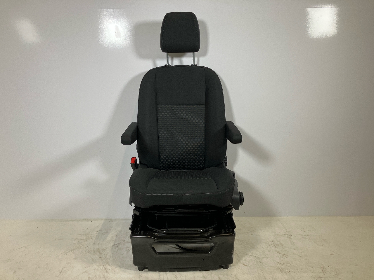 Sitz links vorne FORD Transit V363 Pritsche/Fahrgestell (FED, FFD) 2.0 TDCi  125 kW  170 PS (03.2016-> )