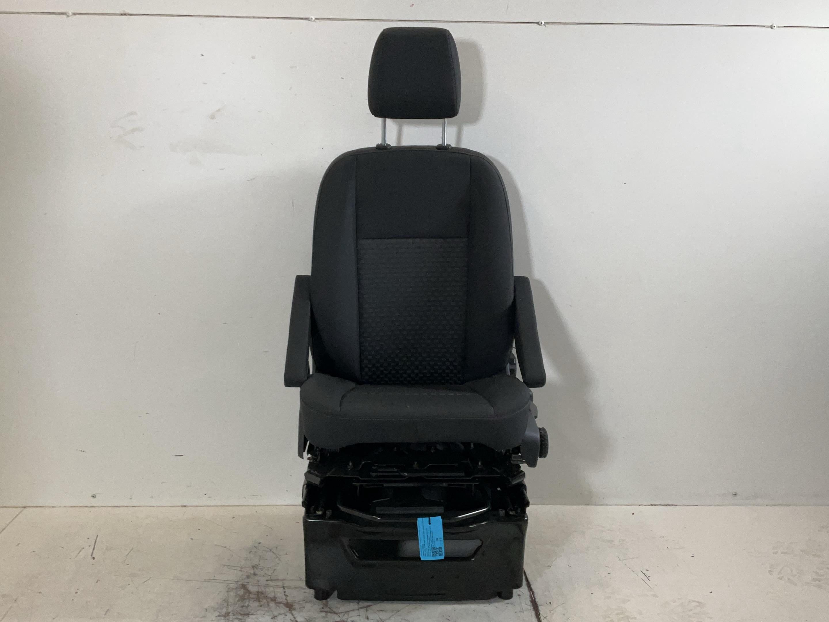 Stoel linksvoor FORD Transit V363 Pritsche/Fahrgestell (FED, FFD) 2.0 EcoBlue  121 kW  165 PS (07.2023-> )