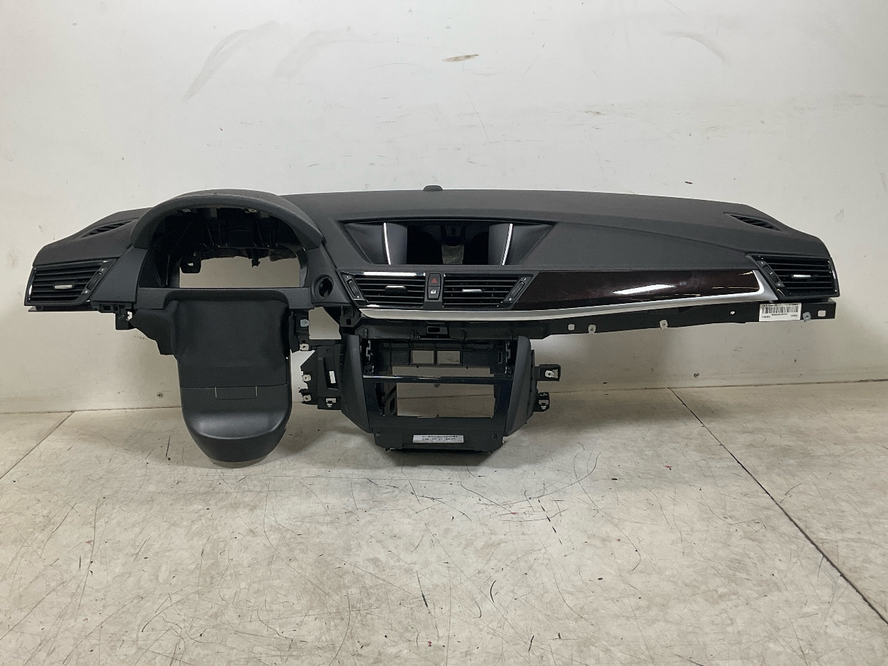 Armaturenbrett BMW X1 (E84) sDrive 18d  105 kW  143 PS (12.2009-06.2015) Armaturenbrett BMW X1 (E84) sDrive 18d  105 kW  143 PS (12.2009-06.2015)