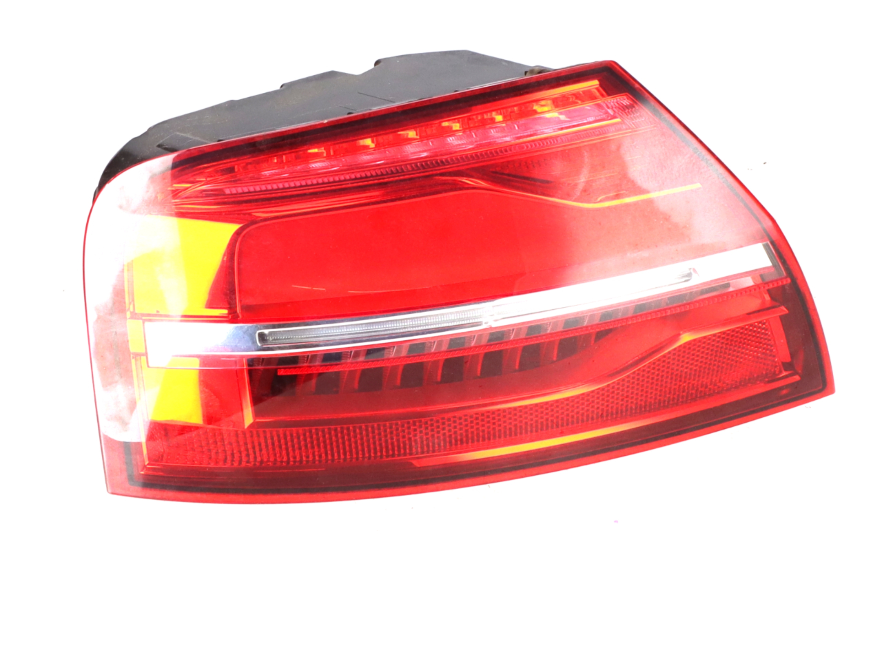 Tylne światło lewa zewnętrzna AUDI A8 (4H) 3.0 TDI quattro  190 kW  258 PS (10.2013-01.2018)