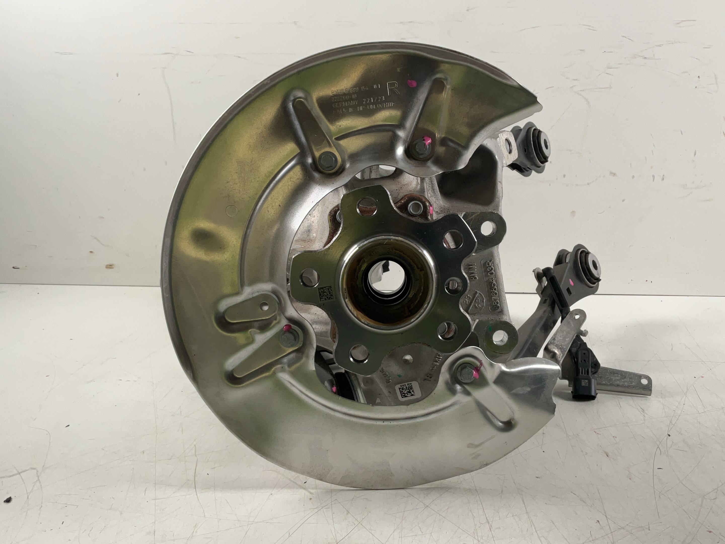 Oś prawy tył BMW X6 (G06, F96) xDrive 40d Mild-Hybrid  250 kW  340 PS (05.2020-> )