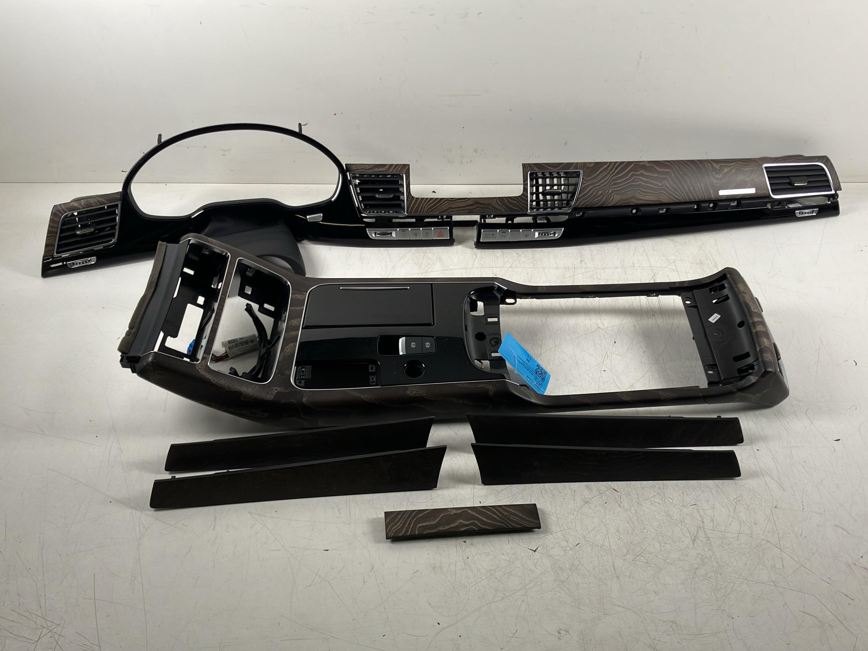 Zestaw elementów dekoracyjnych AUDI A8 (4H) 3.0 TDI quattro  190 kW  258 PS (10.2013-01.2018)