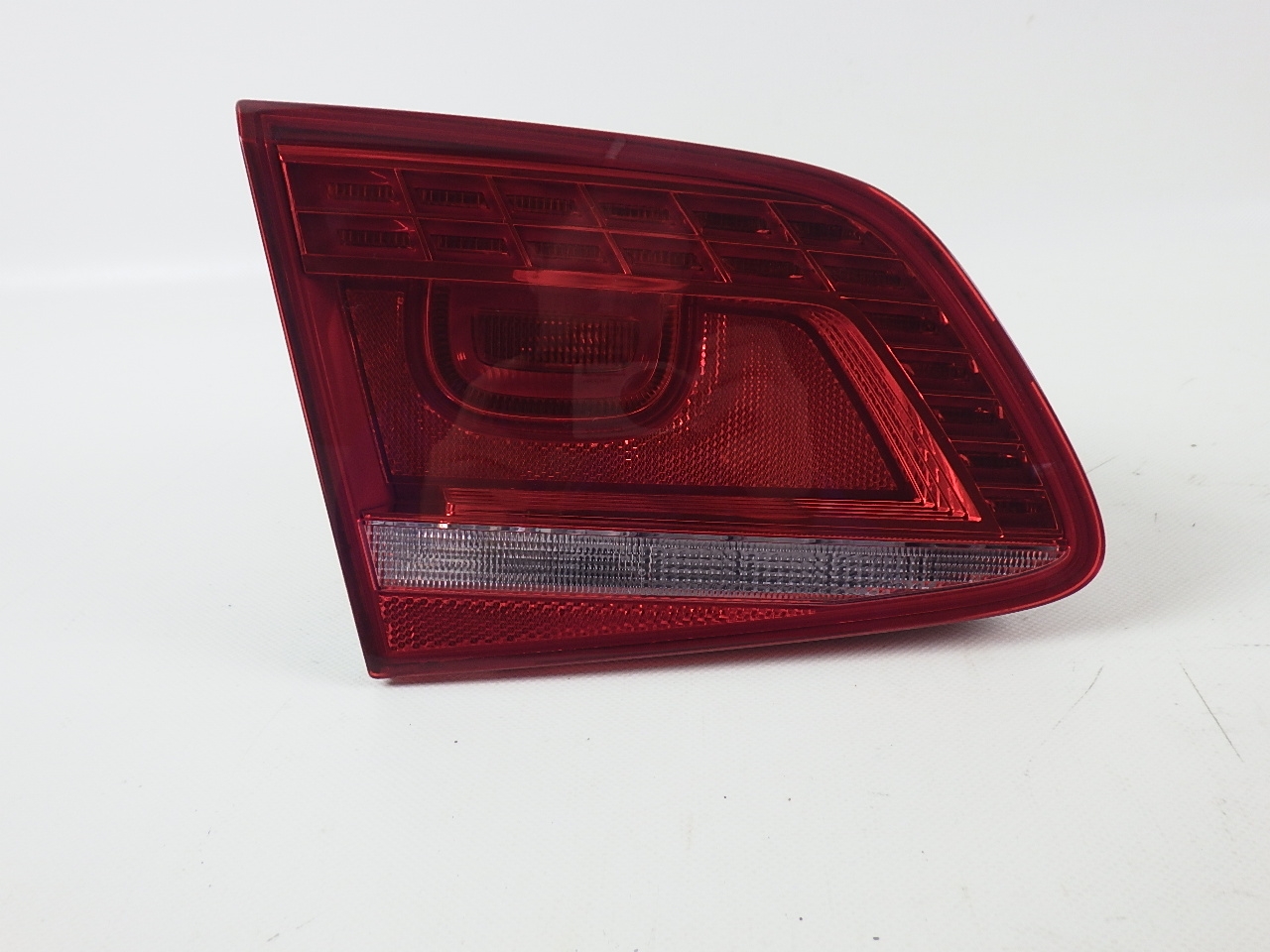 Rückleuchte innen links VW Passat B6 (3C2) 1.8 TSI  118 kW  160 PS (05.2007-07.2010)