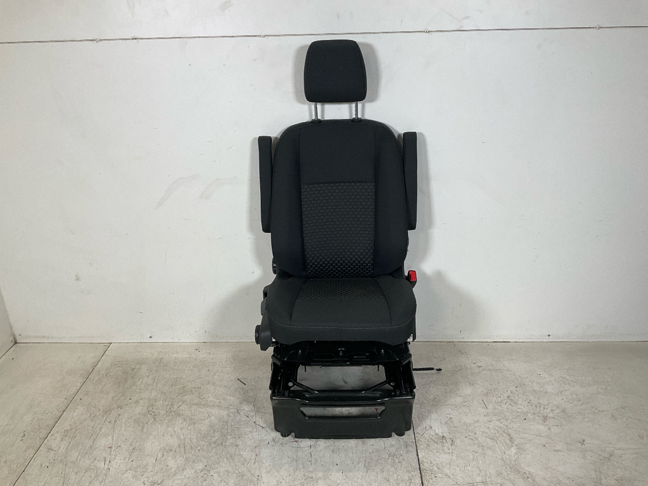 Seat right front FORD Transit V363 Pritsche/Fahrgestell (FED, FFD) 2.0 TDCi  125 kW  170 PS (03.2016-> )