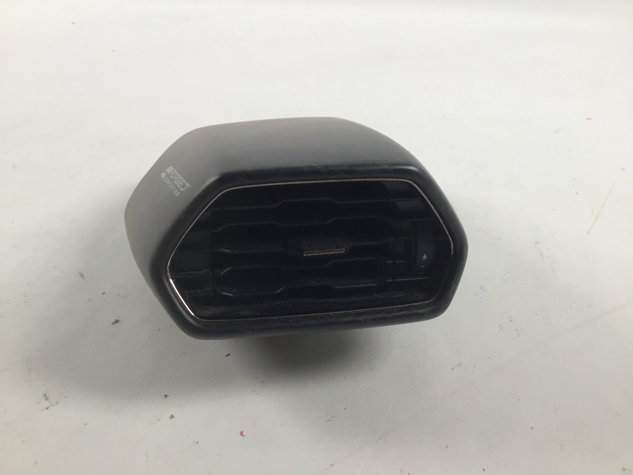 Kratka wentylacyjna deski rozdzielczej LAMBORGHINI Huracan 5.2 LP 640-4  470 kW  640 PS (03.2017-> )