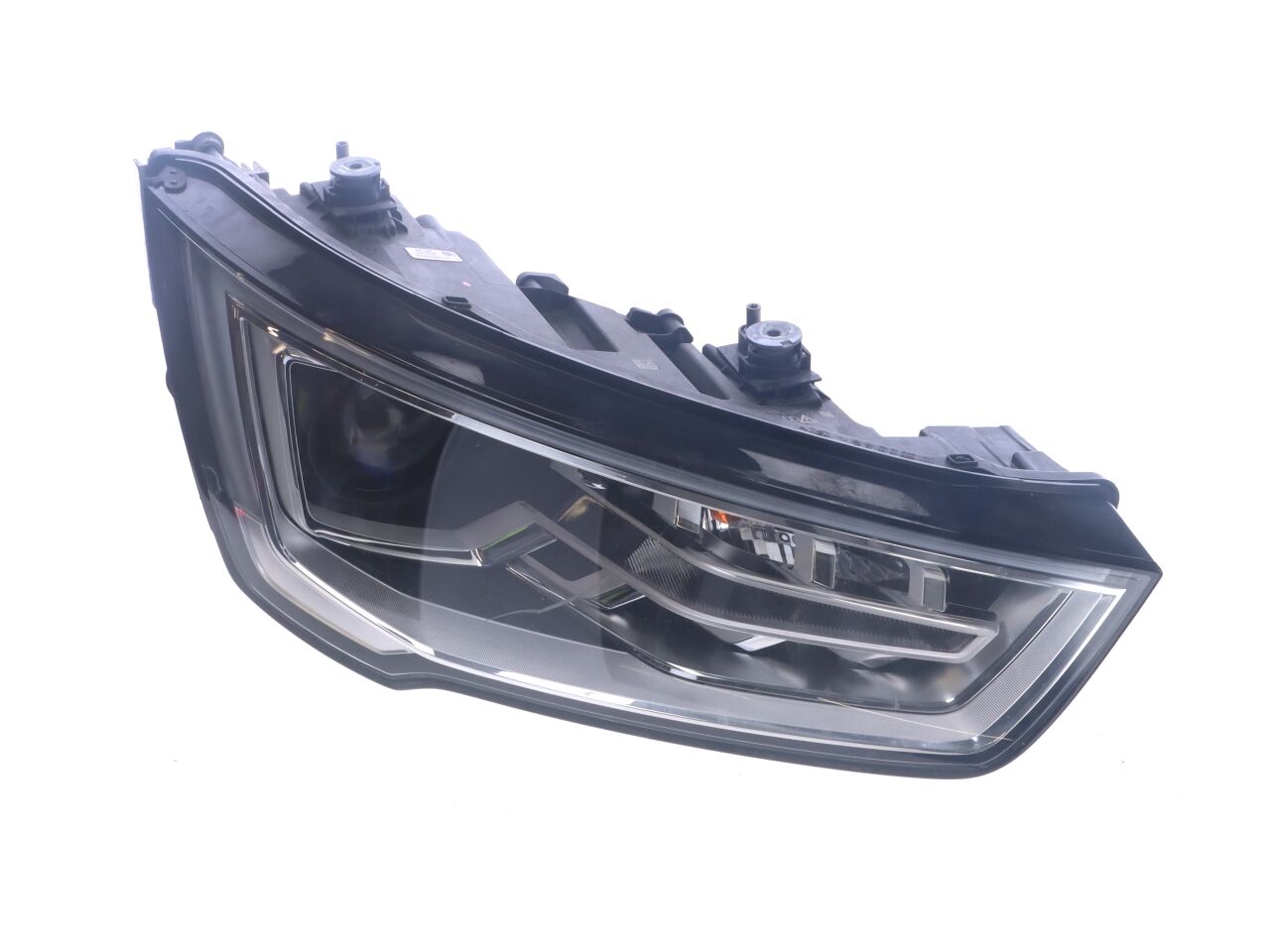 Headlight right AUDI A1 (8X) 1.4 TFSI  92 kW  125 PS (11.2014-10.2018)