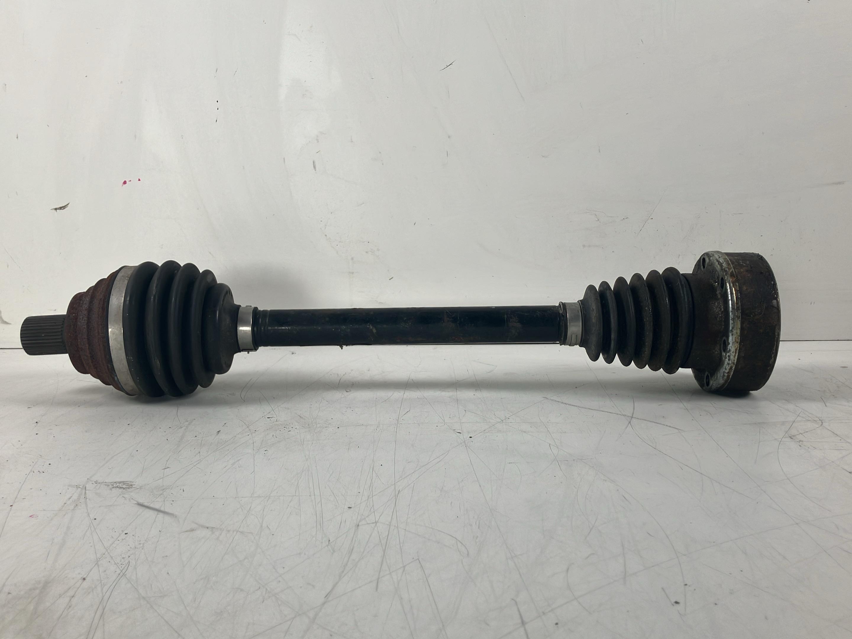 Antriebswelle links vorne VW Golf VI Variant (AJ5) 1.6 TDI  77 kW  105 PS (07.2009-07.2013)