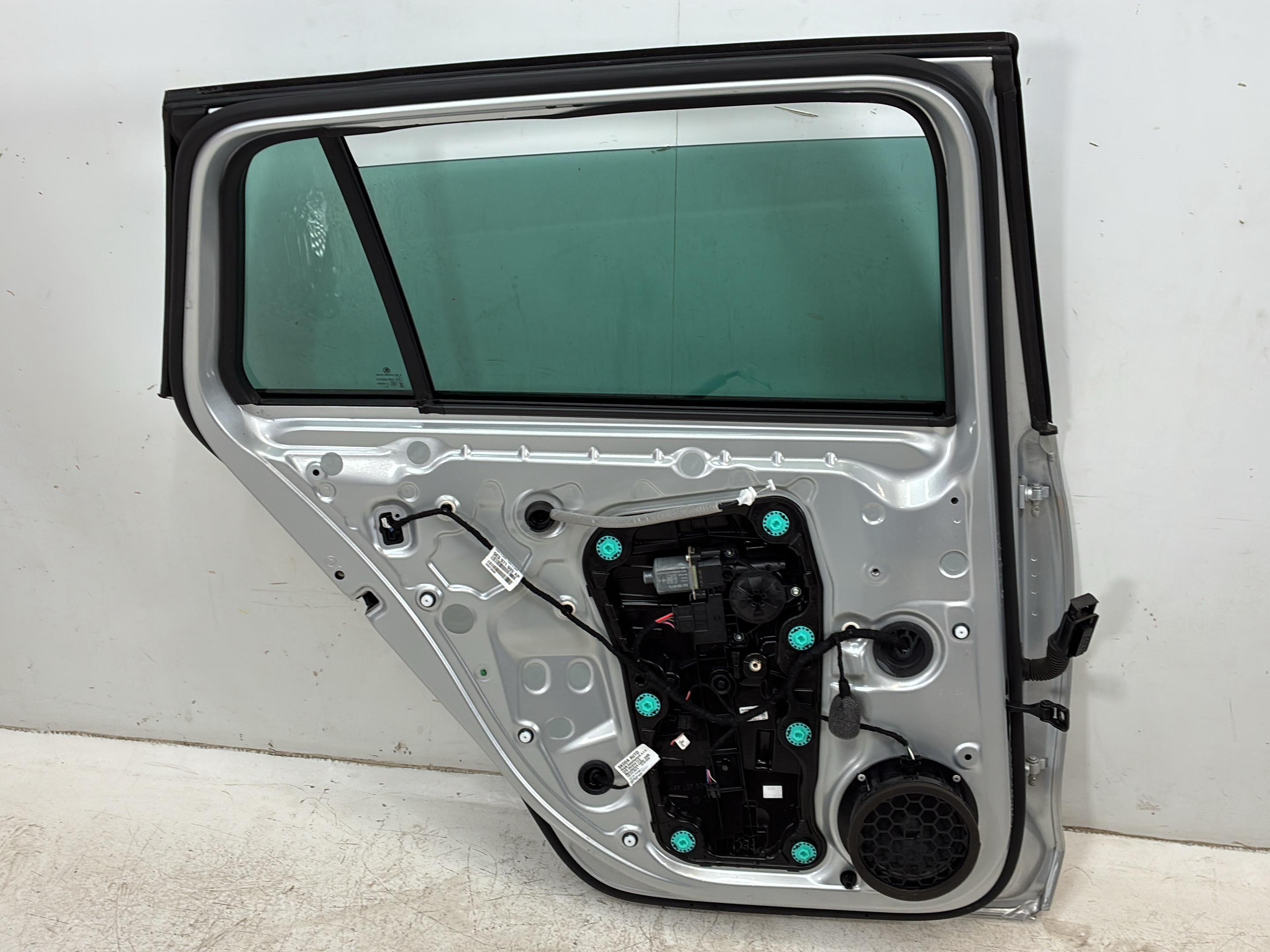 Door left rear SKODA Octavia IV (NX3) 2.0 TDI  110 kW  150 PS (01.2020-> )
