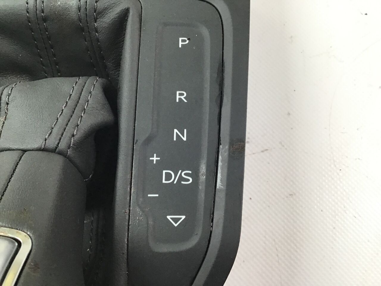 Gearshift lever AUDI A1 Sportback (GBA) 30 TFSI  85 kW  116 PS (07.2018-> )
