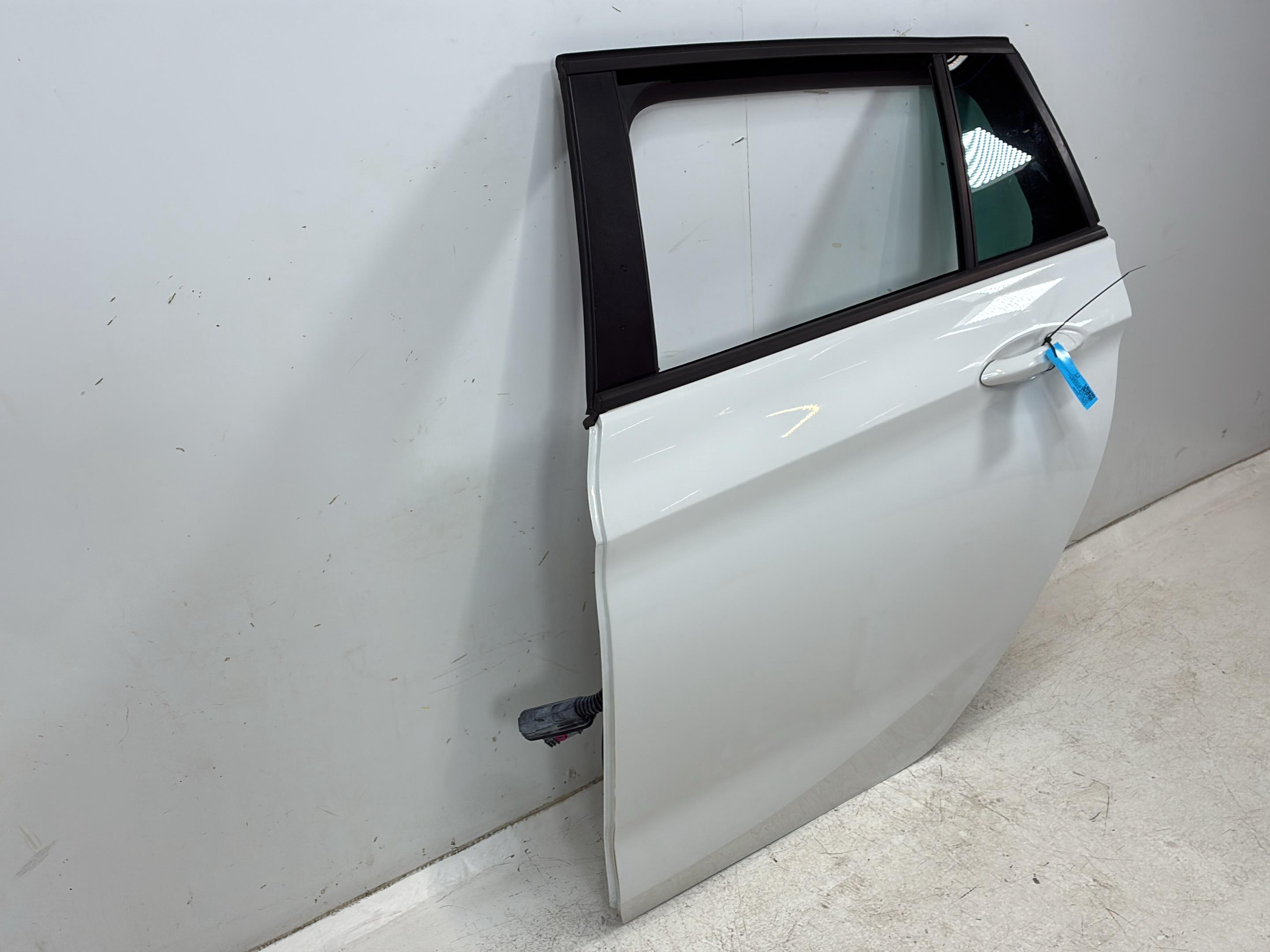 Door left rear OPEL Astra K Sports Tourer (B16) 1.2 Turbo  81 kW  110 PS (08.2019-> )
