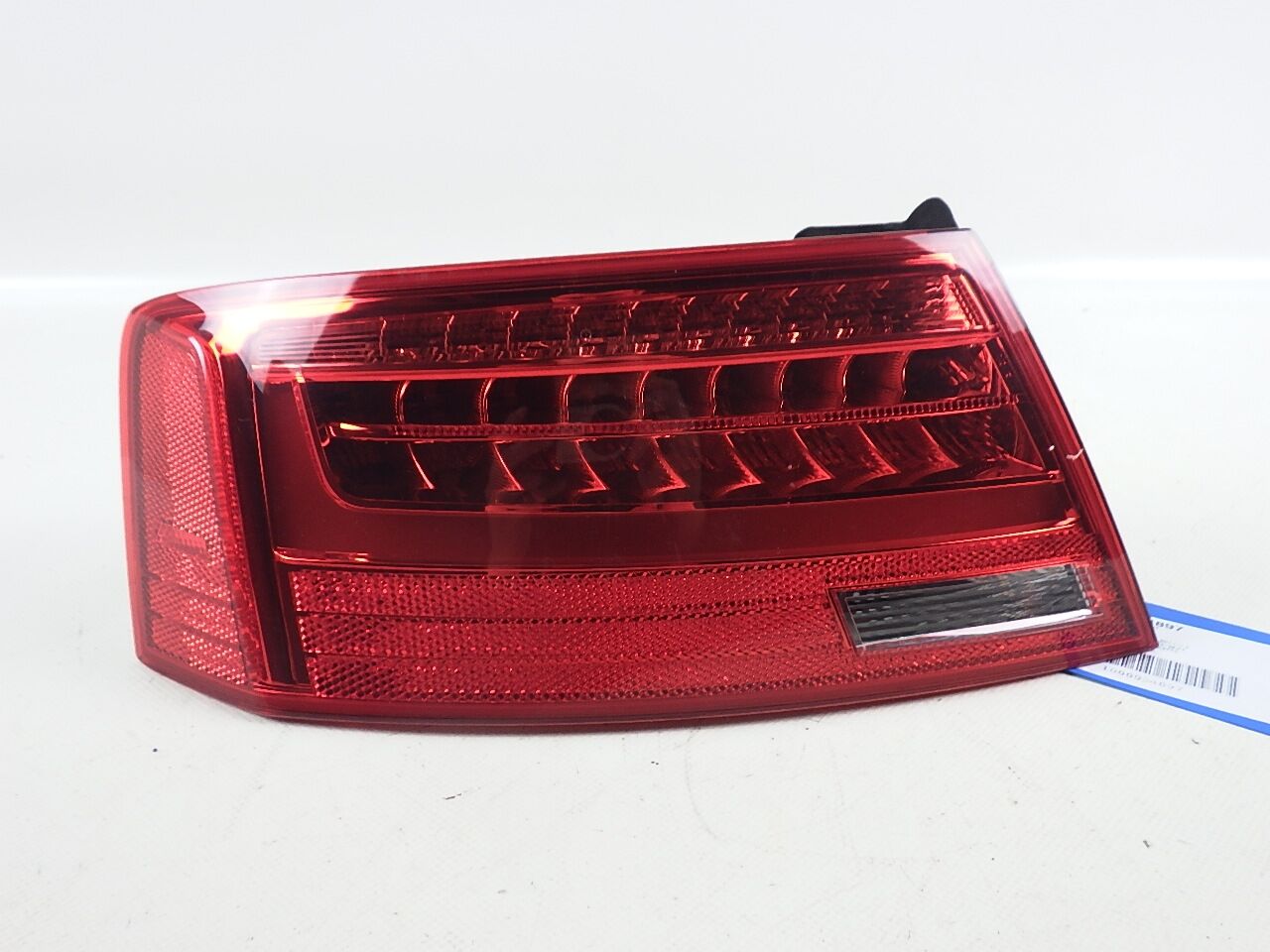 Tail-lamp left outside AUDI A5 (8T) 2.0 TDI  130 kW  177 PS (10.2011-01.2017)