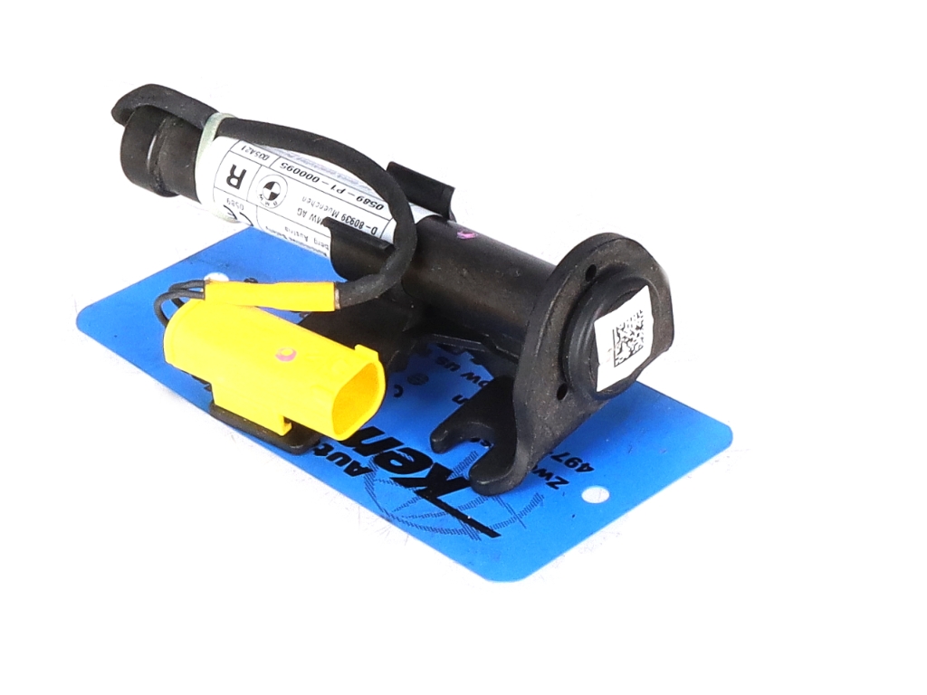 Aktuator Motorhaube rechts BMW 5er (G30, F90) 530d  195 kW  265 PS (09.2016-> ) Aktuator Motorhaube rechts BMW 5er (G30, F90) 530d  195 kW  265 PS (09.2016-> )