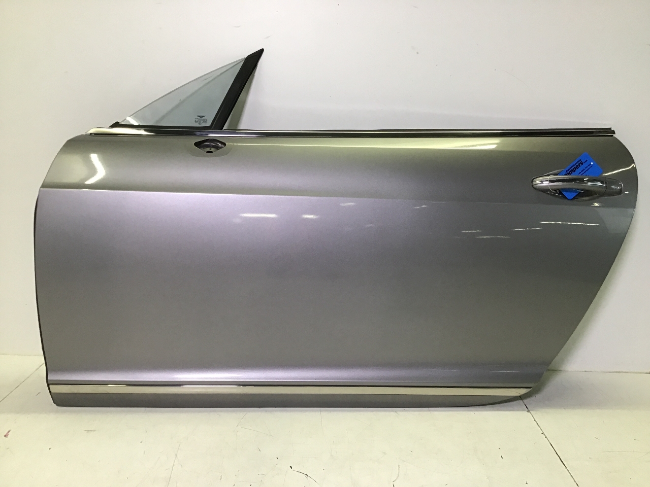 Tür links vorne BENTLEY Continental Coupe (3W) 6.0  412 kW  560 PS (06.2003-12.2011) Tür links vorne BENTLEY Continental Coupe (3W) 6.0  412 kW  560 PS (06.2003-12.2011)
