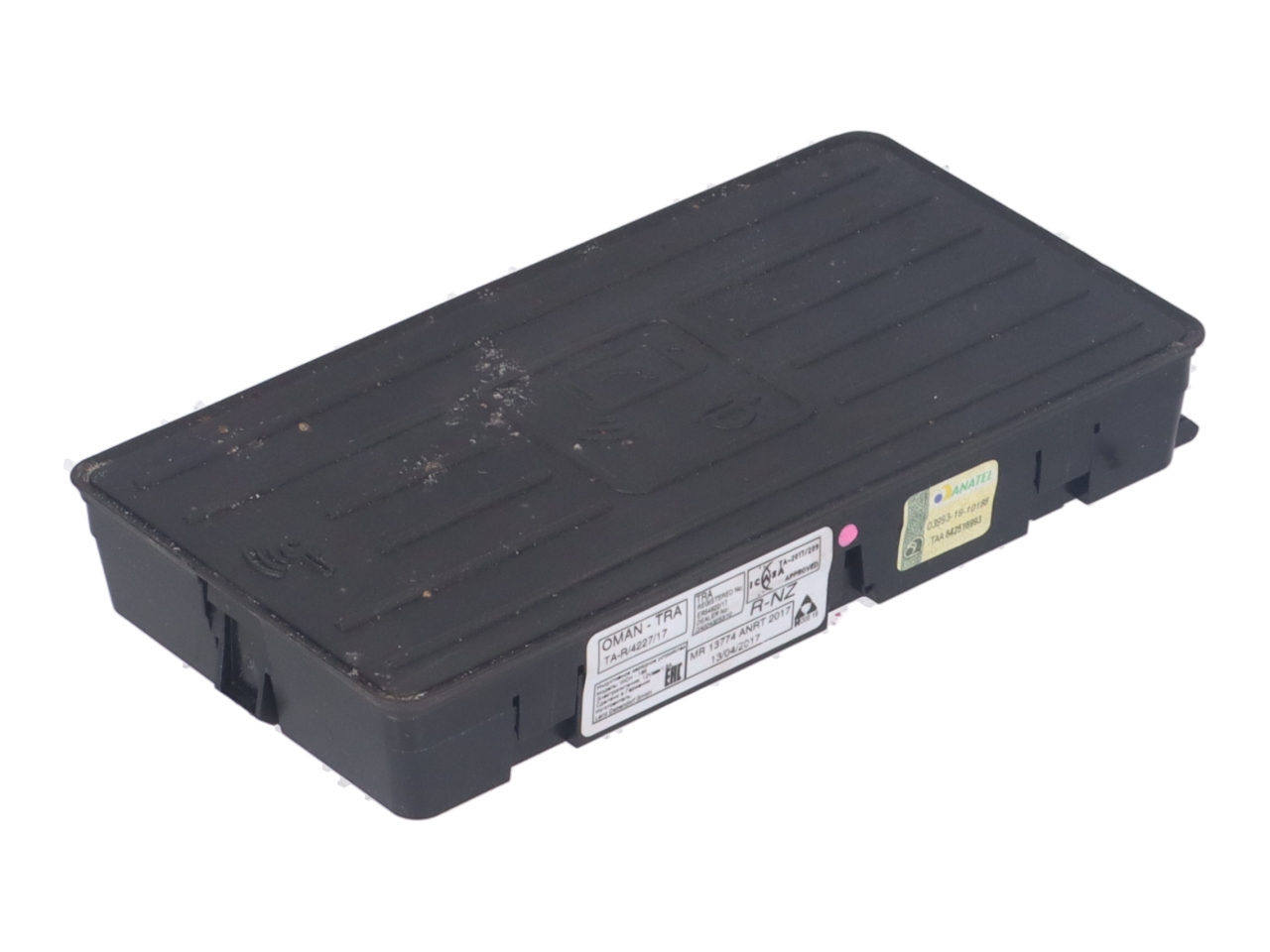 Station de recharge sans fil AUDI A5 (F53) 40 TFSI Mild Hybrid  150 kW  204 PS (05.2020-> ) Station de recharge sans fil AUDI A5 (F53) 40 TFSI Mild Hybrid  150 kW  204 PS (05.2020-> )