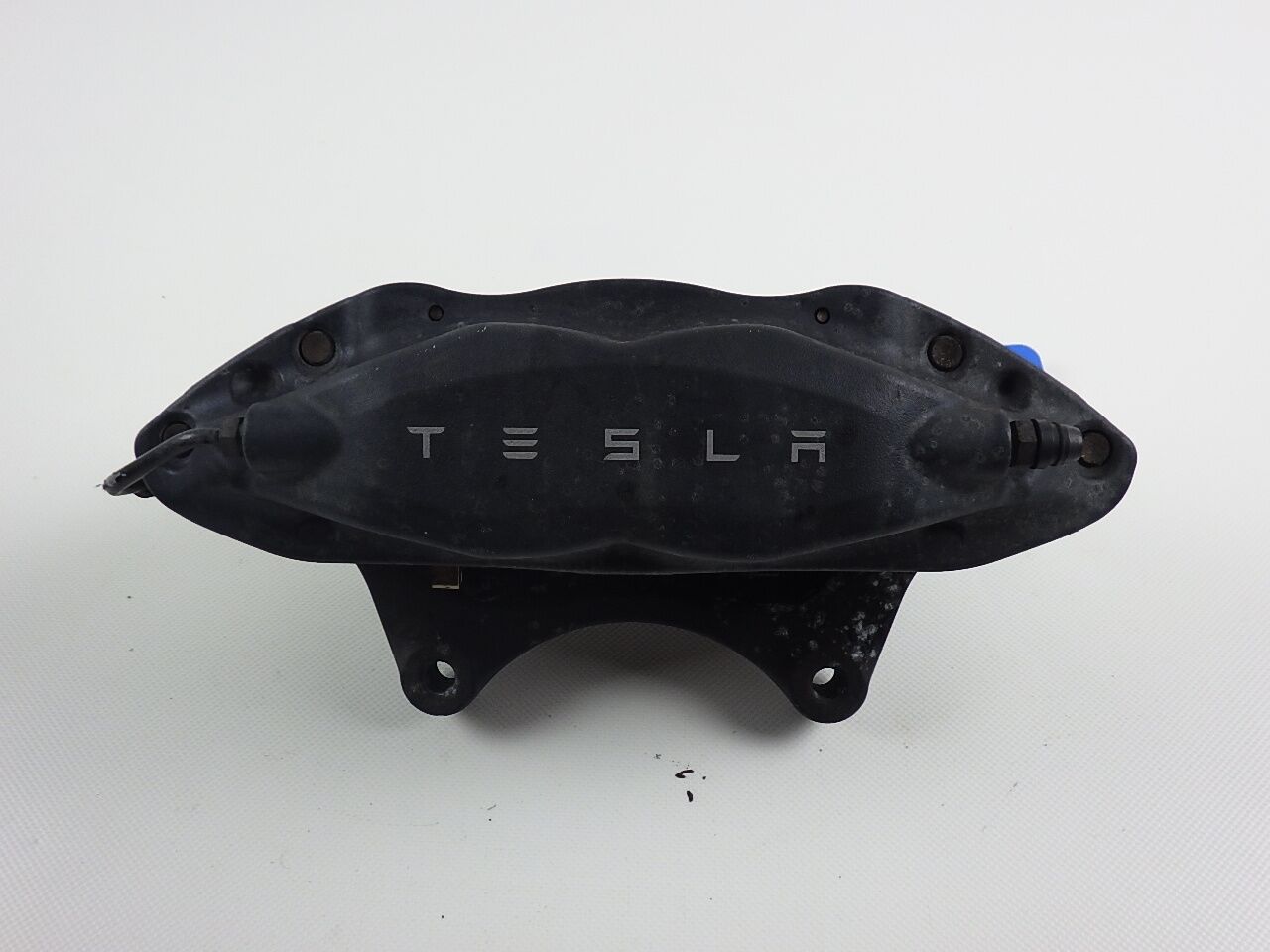 Bremssattel links vorne TESLA Model S (5YJS) 70  285 kW  388 PS (09.2015-> )