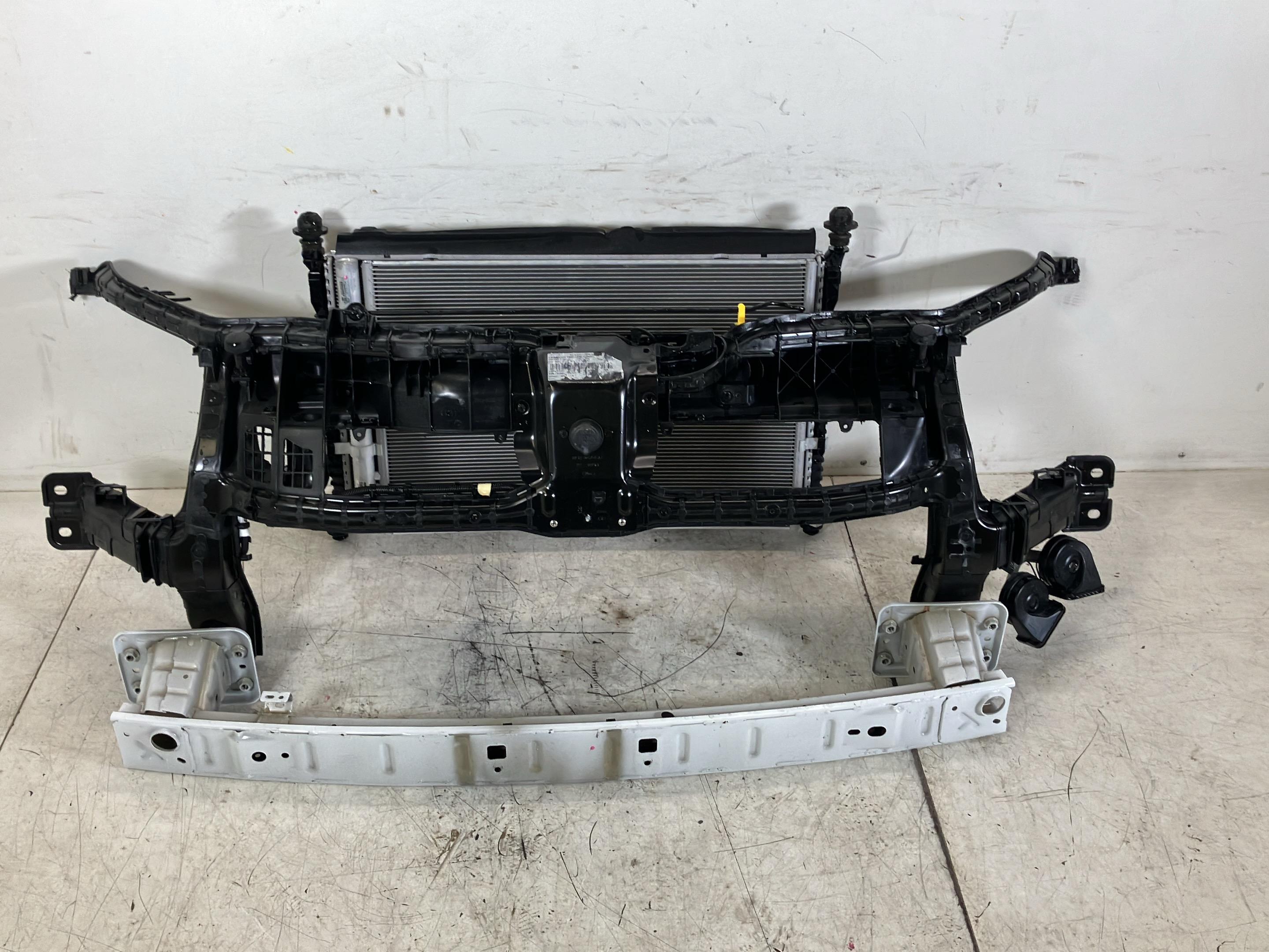 Paquet de radiateurs avec support de serrure FORD Transit V363 Pritsche/Fahrgestell (FED, FFD) 2.0 EcoBlue  121 kW  165 PS (07.2023-> )