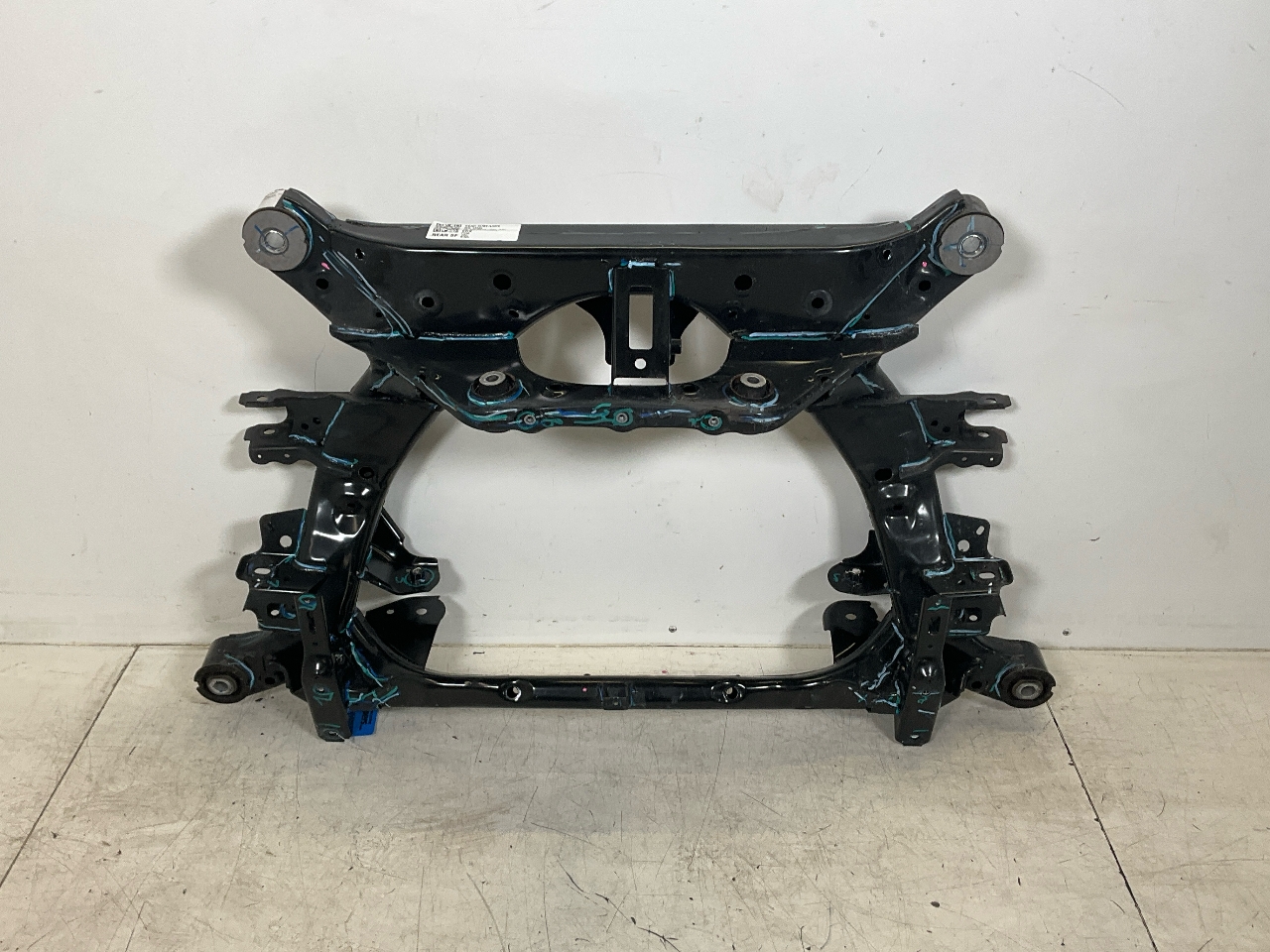 Hinterachskörper TESLA Model Y (5YJY) EV Allrad  378 kW  514 PS (09.2021-> ) Hinterachskörper TESLA Model Y (5YJY) EV Allrad  378 kW  514 PS (09.2021-> )