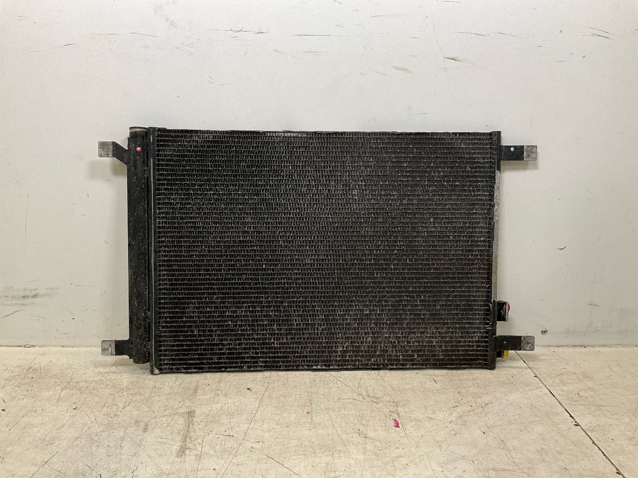 Condenseur de climatisation AUDI A3 Sportback (8V) 1.6 TDI  85 kW  115 PS (02.2017-> ) Condenseur de climatisation AUDI A3 Sportback (8V) 1.6 TDI  85 kW  115 PS (02.2017-> )