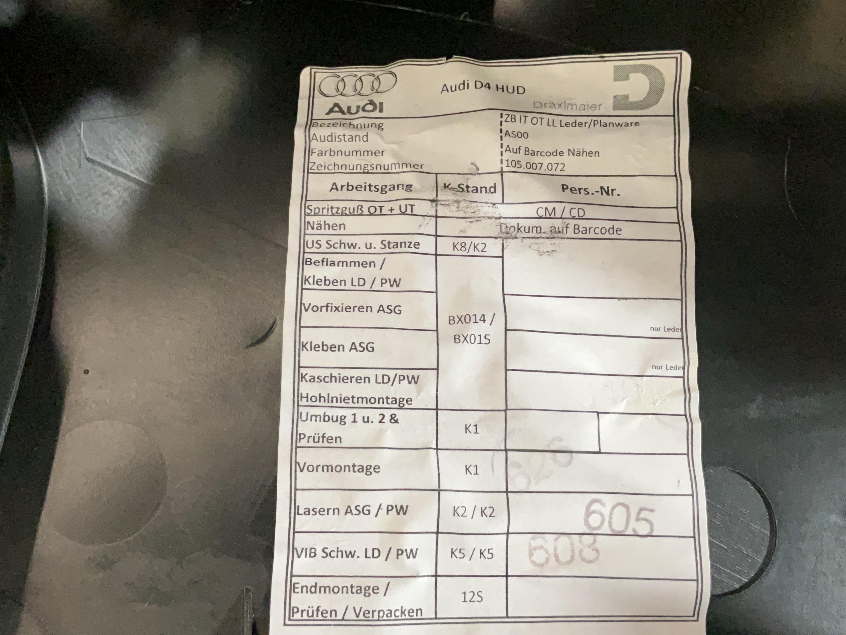 Deska rozdzielcza AUDI A8 (4H) 3.0 TDI quattro  190 kW  258 PS (10.2013-01.2018)
