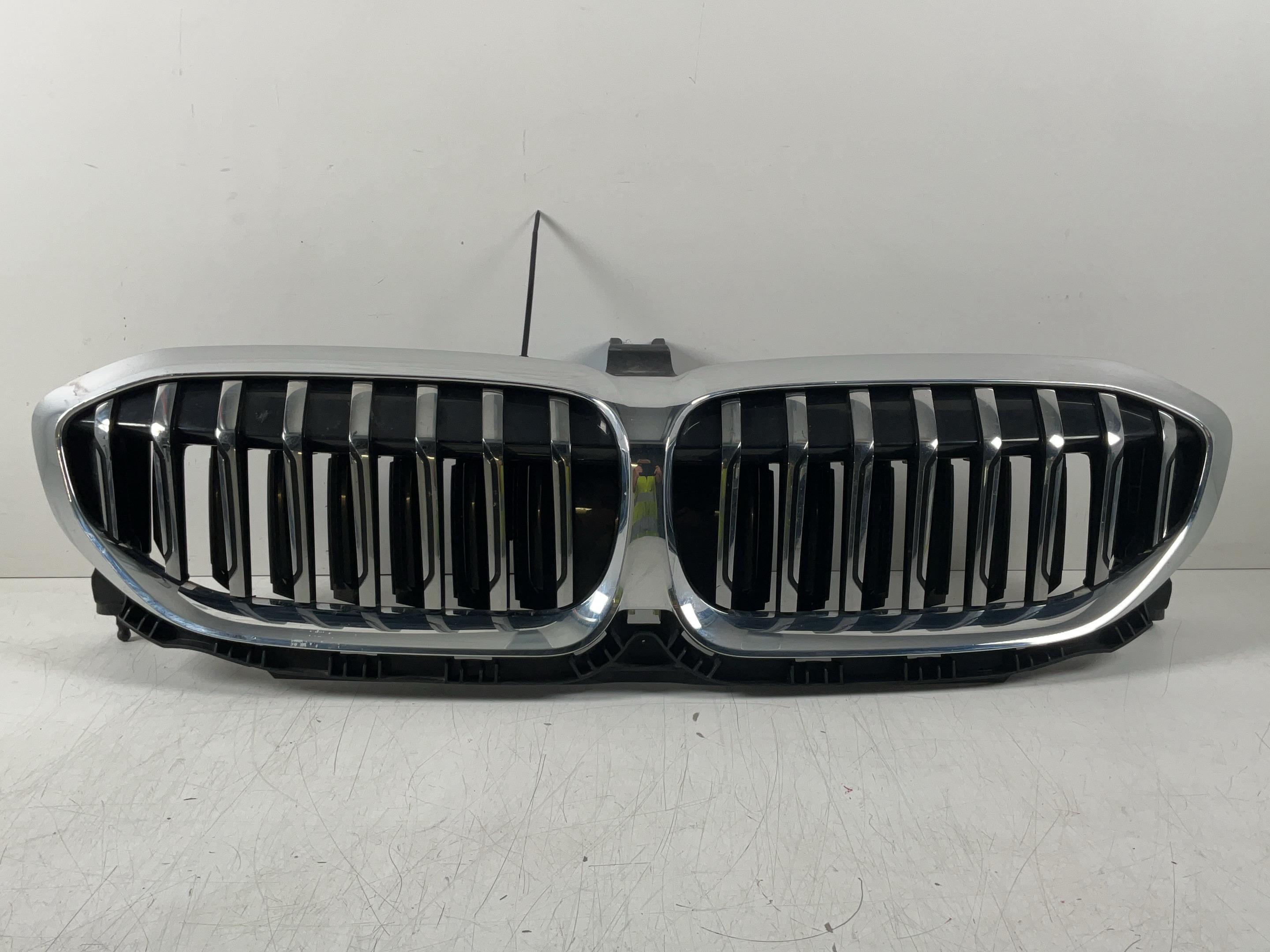 Grille BMW 3er Touring (G21, G81) 320d  140 kW  190 PS (07.2019-02.2020)