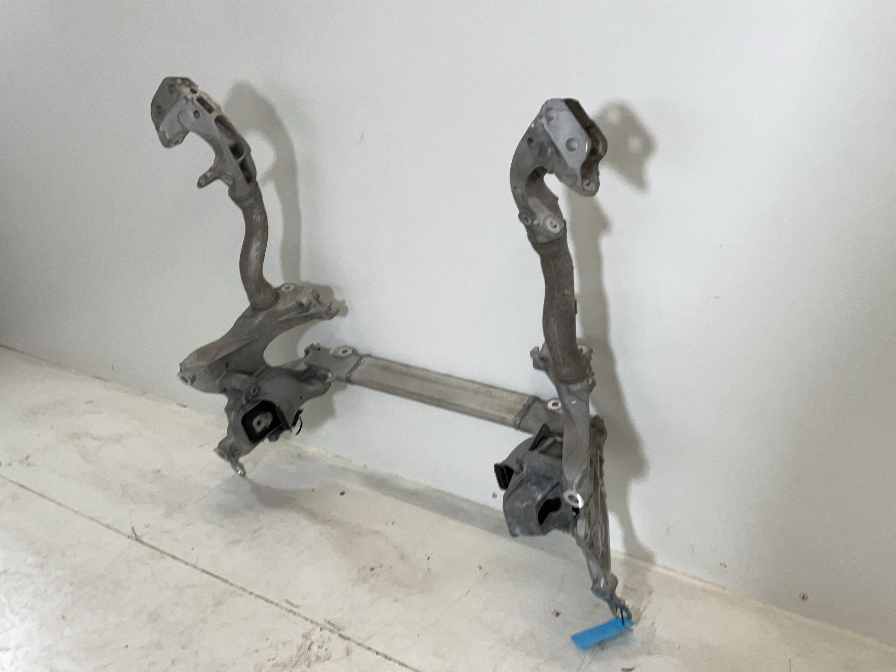 Front axle carrier AUDI A5 Cabriolet (8F) 3.0 TDI  150 kW  204 PS (10.2011-01.2017)