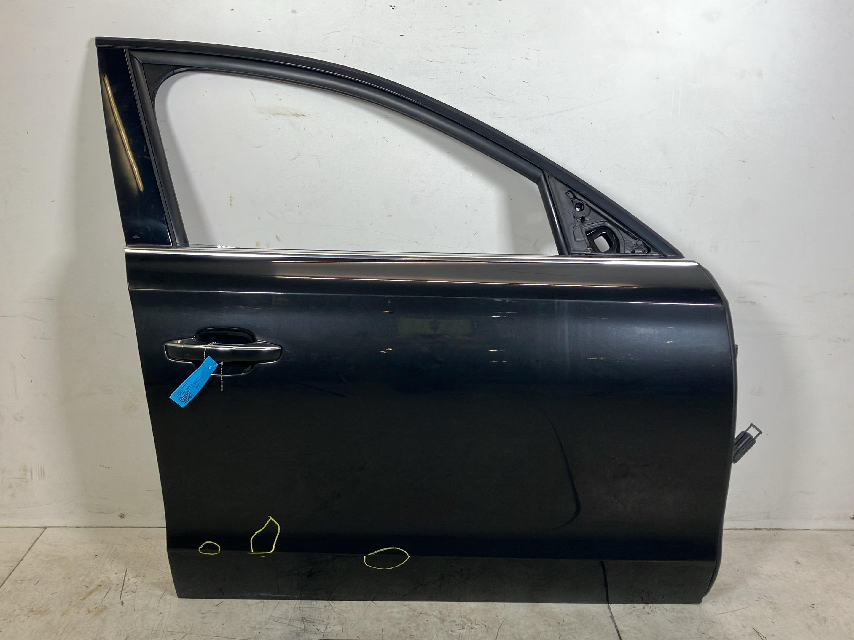 ușă dreapta față AUDI A8 (4H) 3.0 TDI quattro  190 kW  258 PS (10.2013-01.2018)