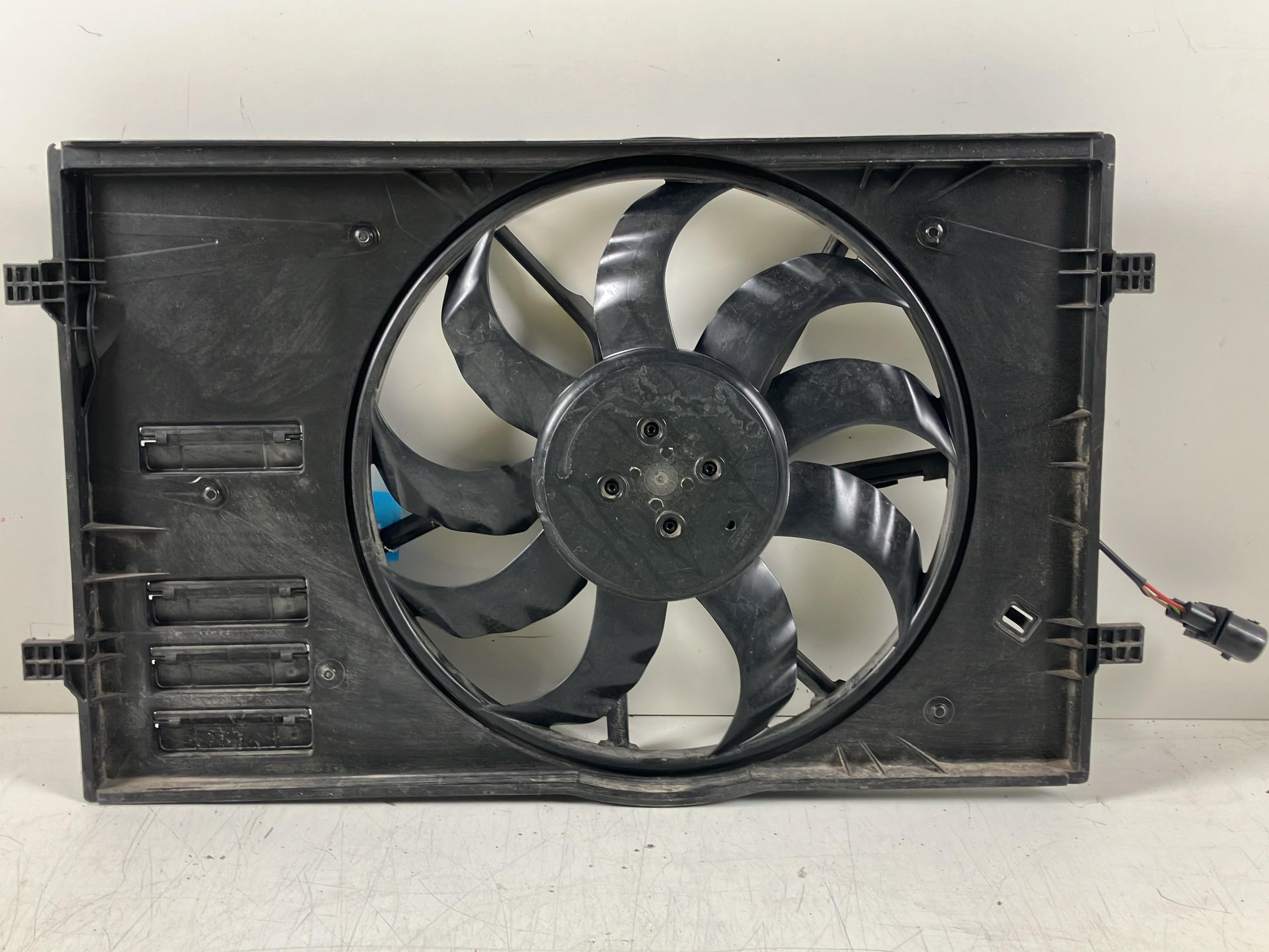 Elektrolüfter VW Golf VIII (CD) 1.5 TSI  110 kW  150 PS (07.2019-> )