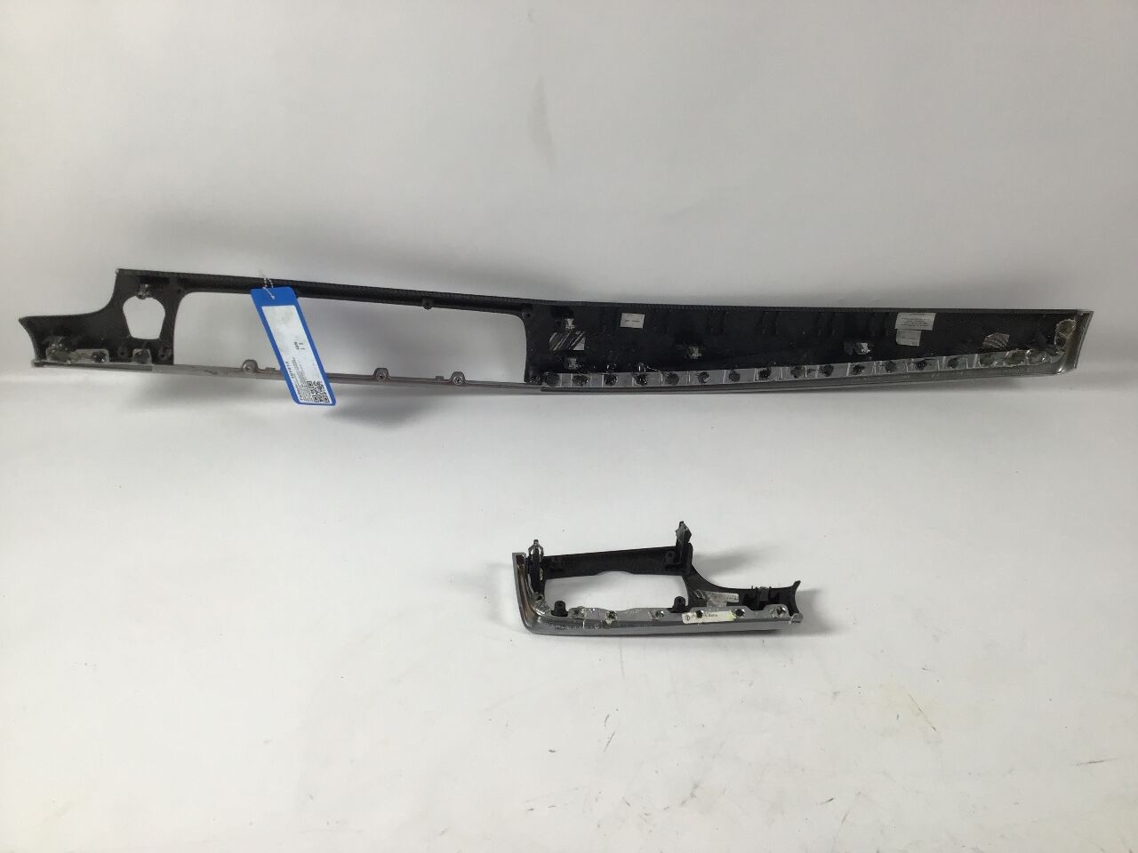 Cover car dashboard BMW 5er (F10) M5  412 kW  560 PS (09.2011-10.2016)